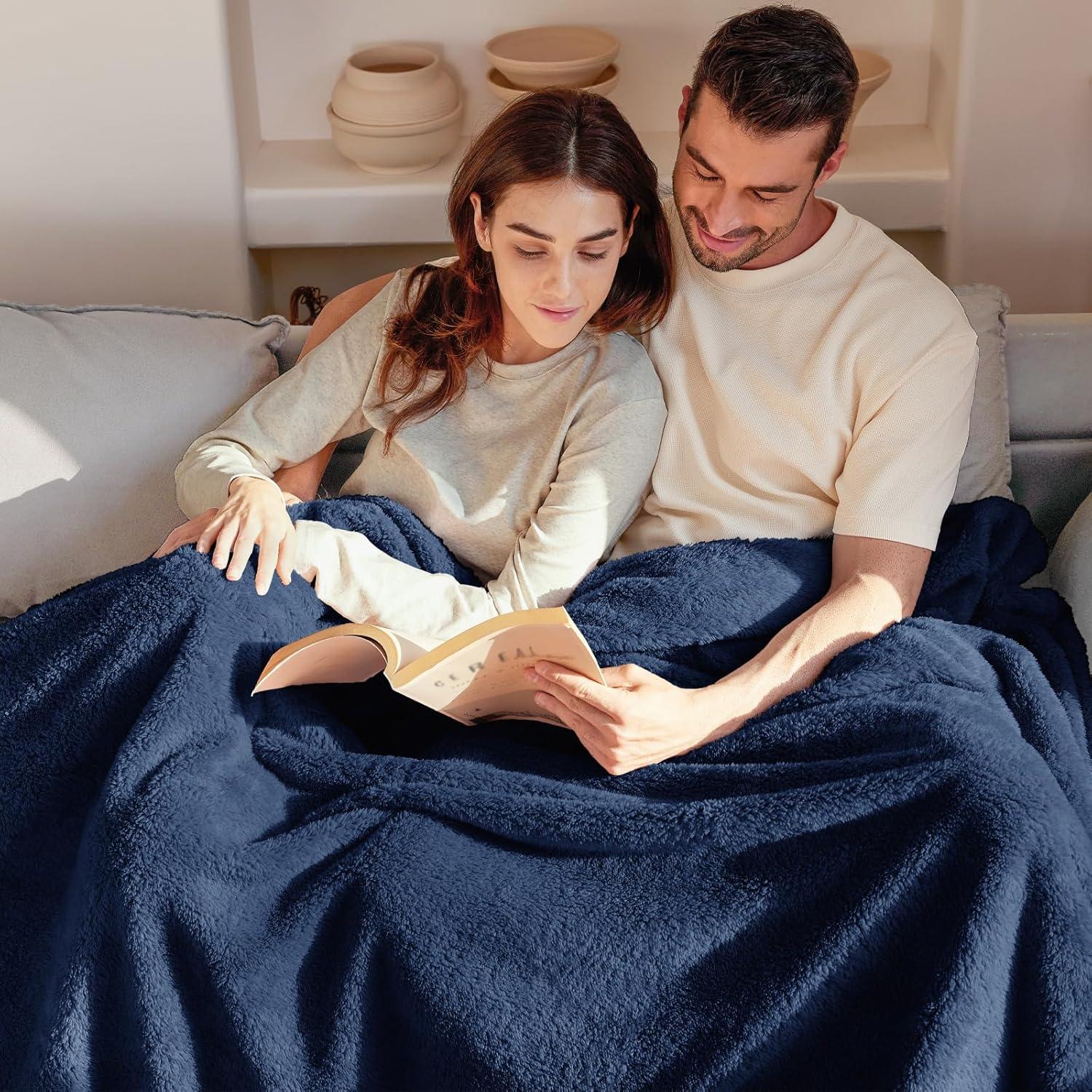 Pavilia Hand Woven Throw Blanket