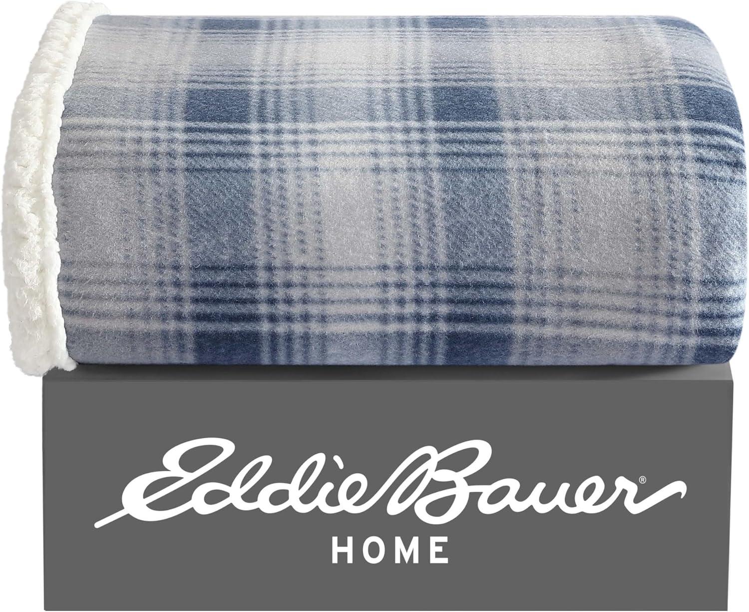 Eddie Bauer Eddie Bauer Printed Plush Fleece/Sherpa Oversized Throw Blanket