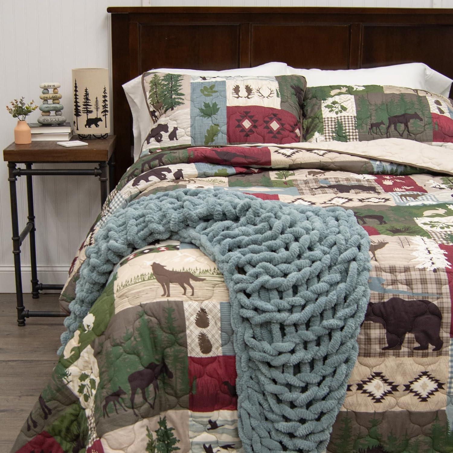 Montana Forest Quilted Quilt Set