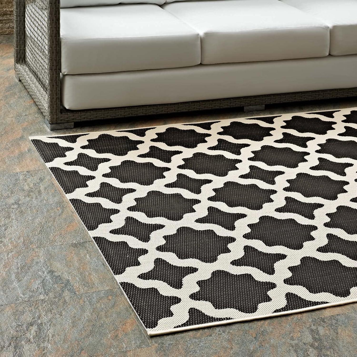 Cerelia Moroccan Trellis 4x6 Indoor and Outdoor Area Rug