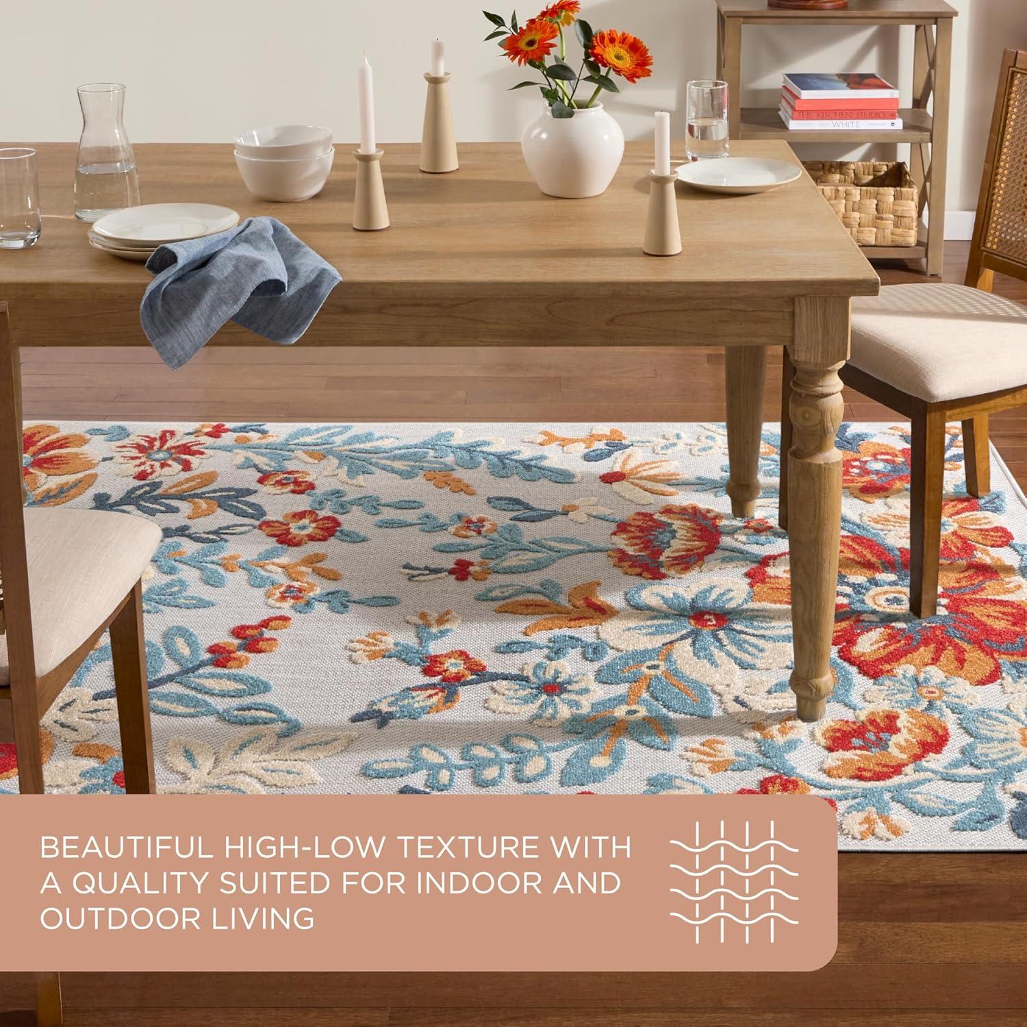 TOWN & COUNTRY EVERYDAY Hibiscus Bloom Modern Floral Indoor Outdoor Area Rug, UV Fade Resistant, High-Low Pile, Ivory/Red/Blue, 7'10"x10'2"