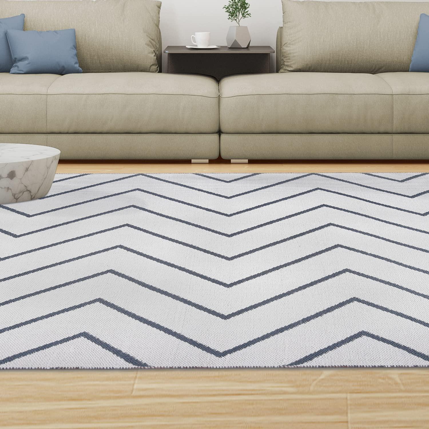 Kent Modern Chevron Zig-Zag Indoor/ Outdoor Area Rug By Haus & Home Ivory