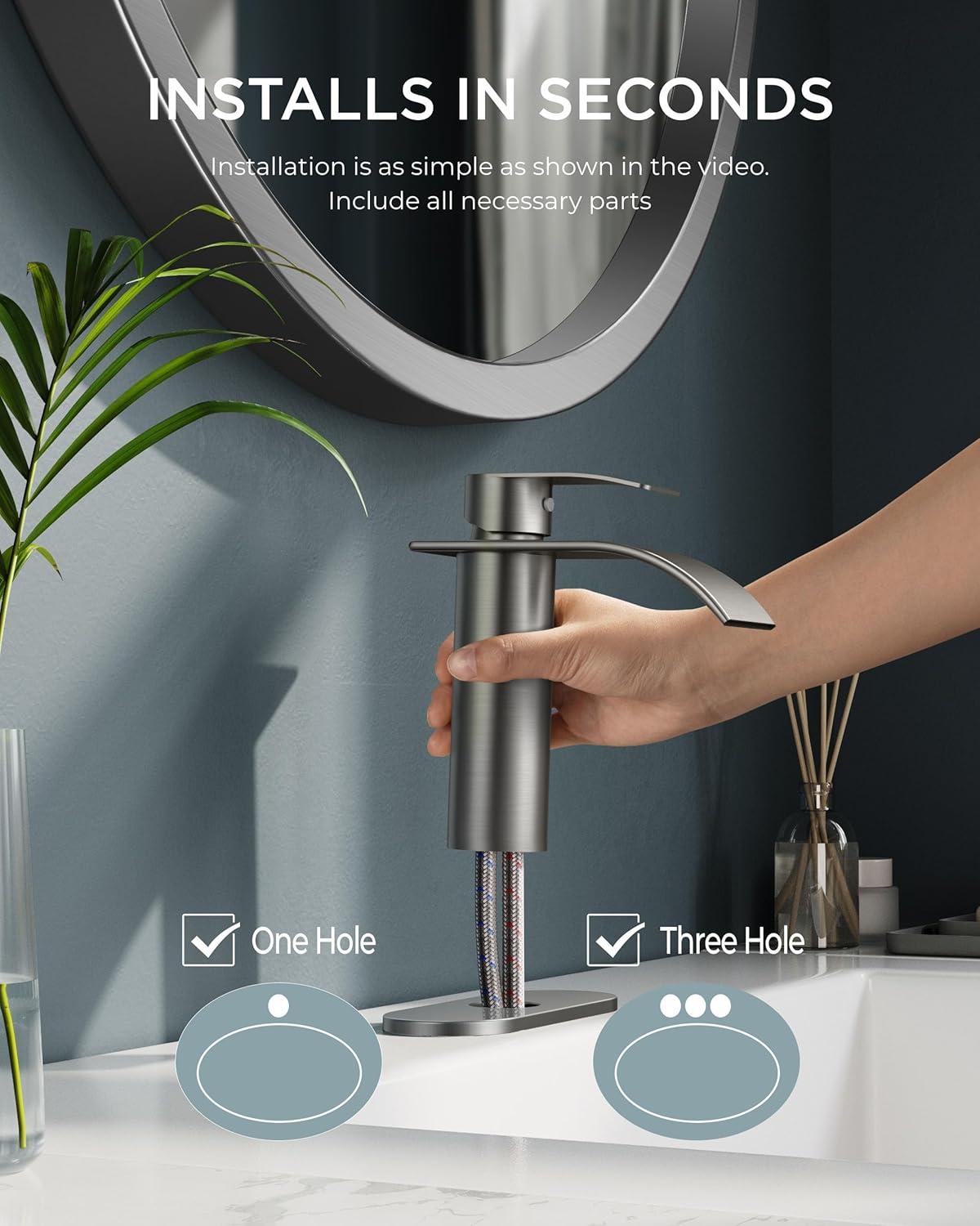 Single-Hole Single-handle Bathroom Faucet with Drain Assembly