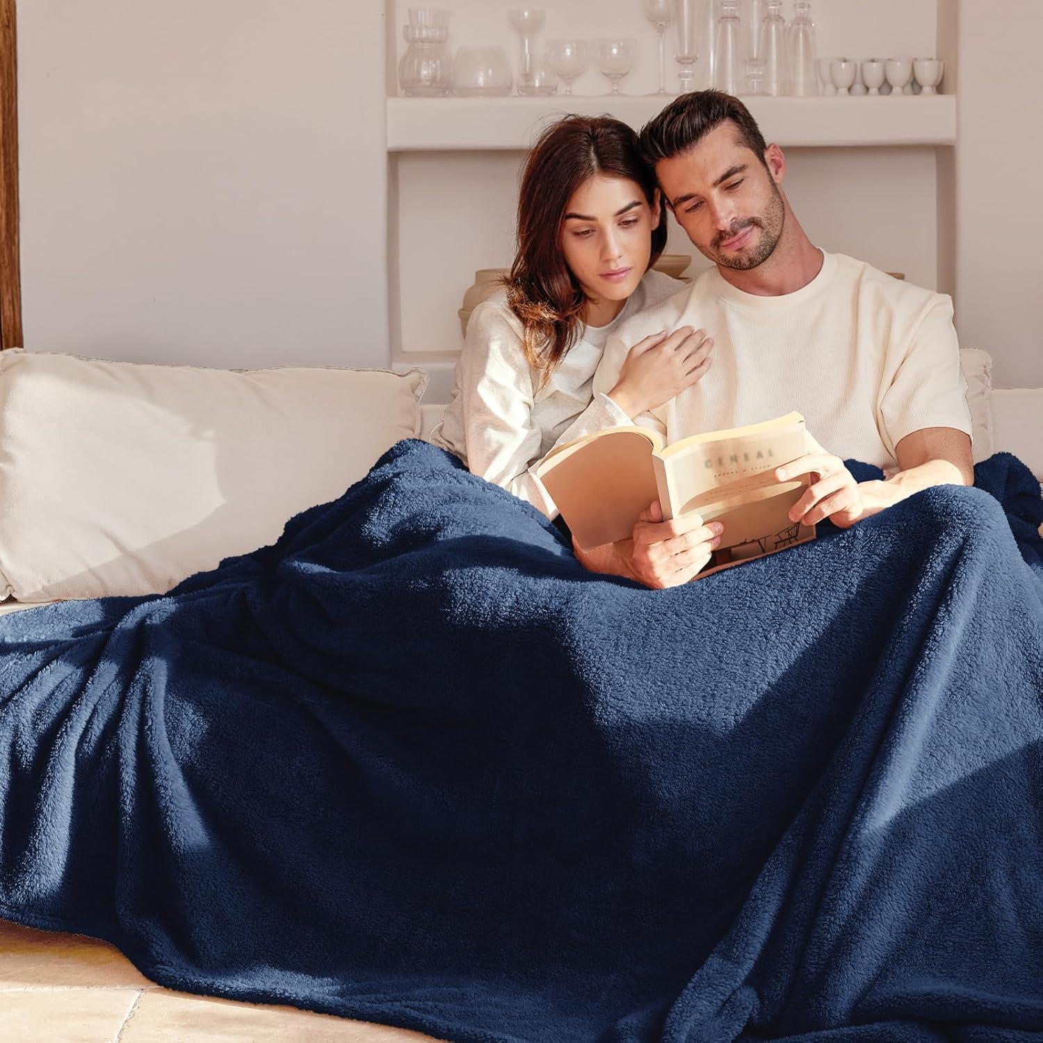 Pavilia Hand Woven Throw Blanket