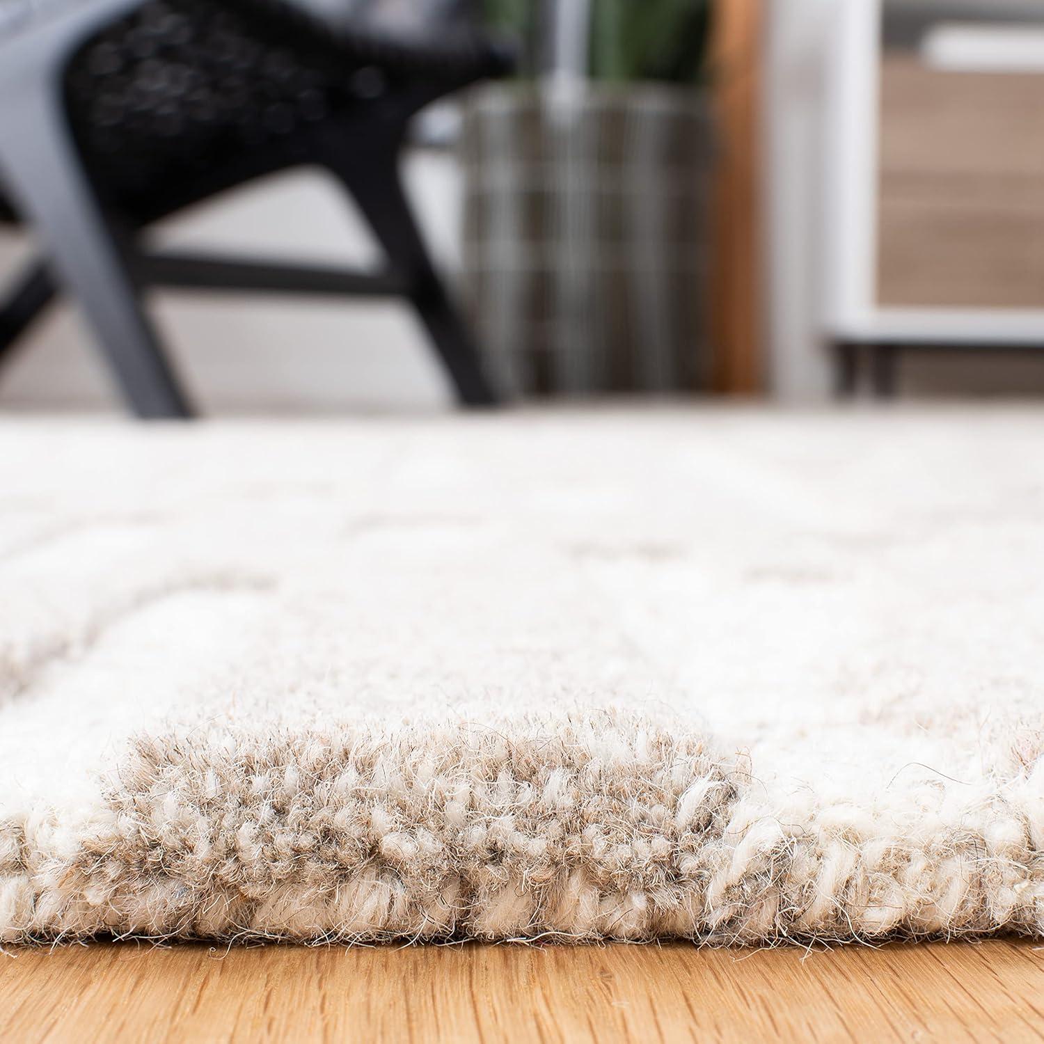 Cambridge CAM734 Hand Tufted Area Rug - Safavieh