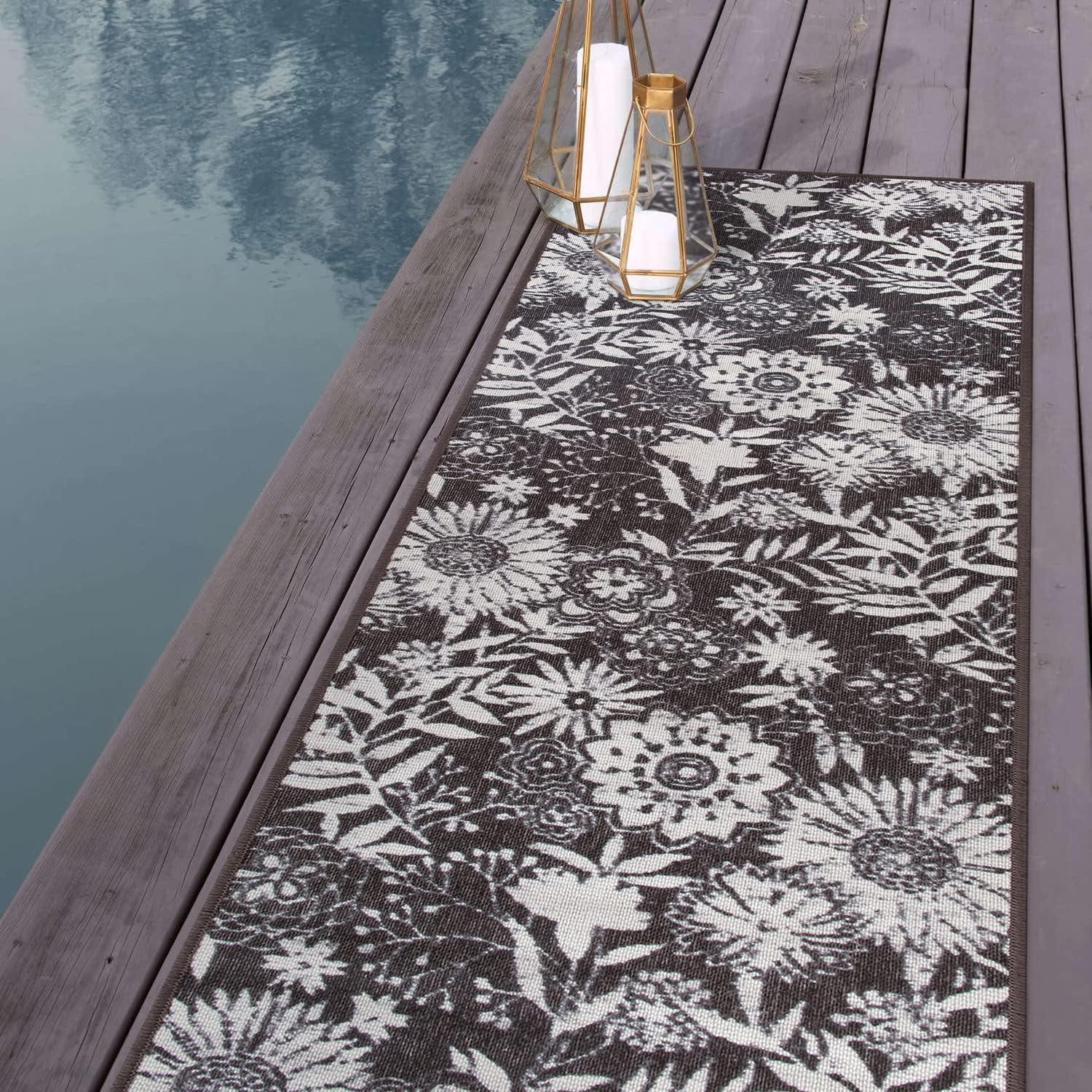 World Rug Gallery Modern Floral Flowers Indoor/Outdoor Area Rug