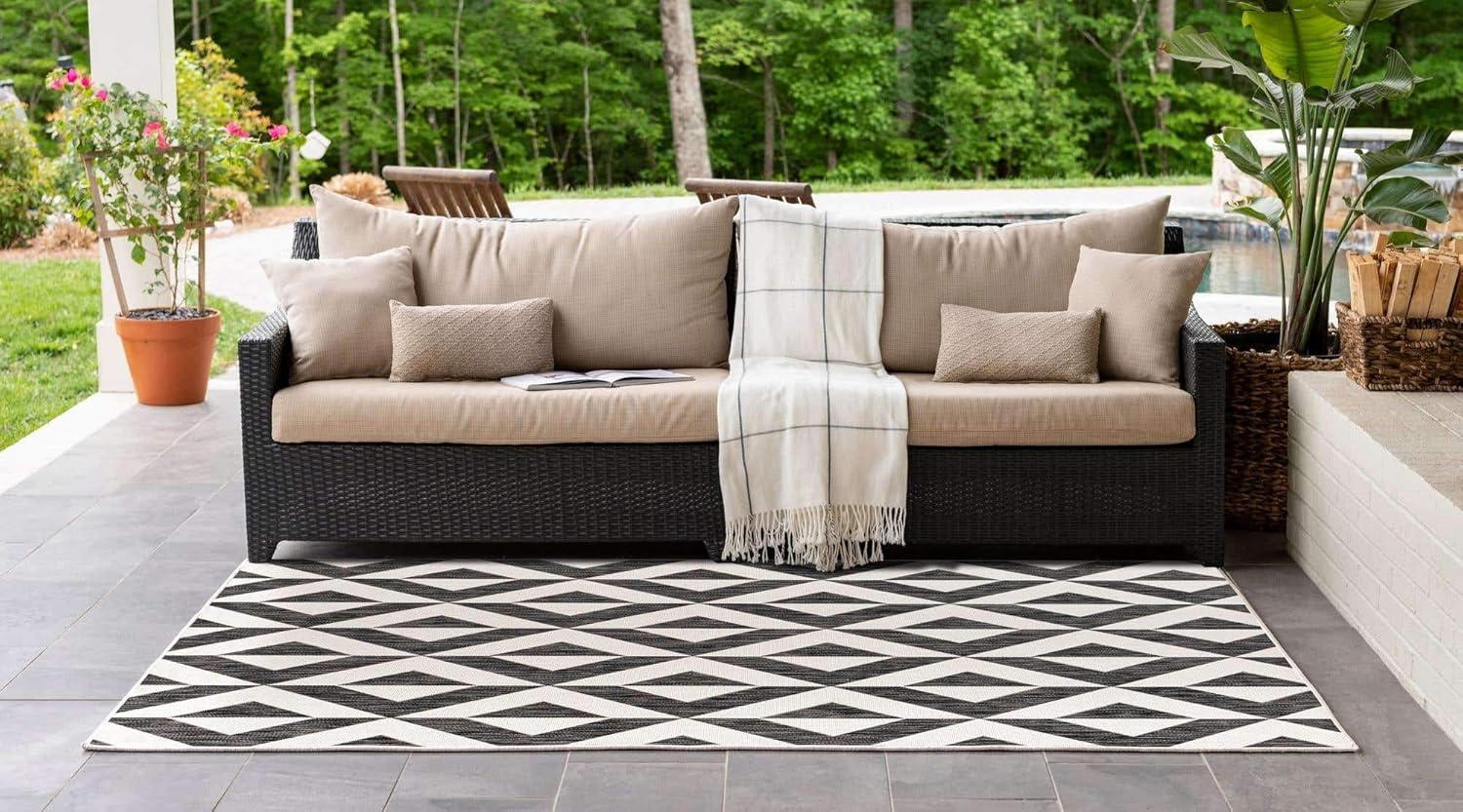 Rugs.com Jill Zarin Outdoor Collection Rug – 3' 3 x 5' 3 Charcoal Gray Flatweave Rug Perfect For Entryways, Kitchens, Breakfast Nooks, Accent Pieces