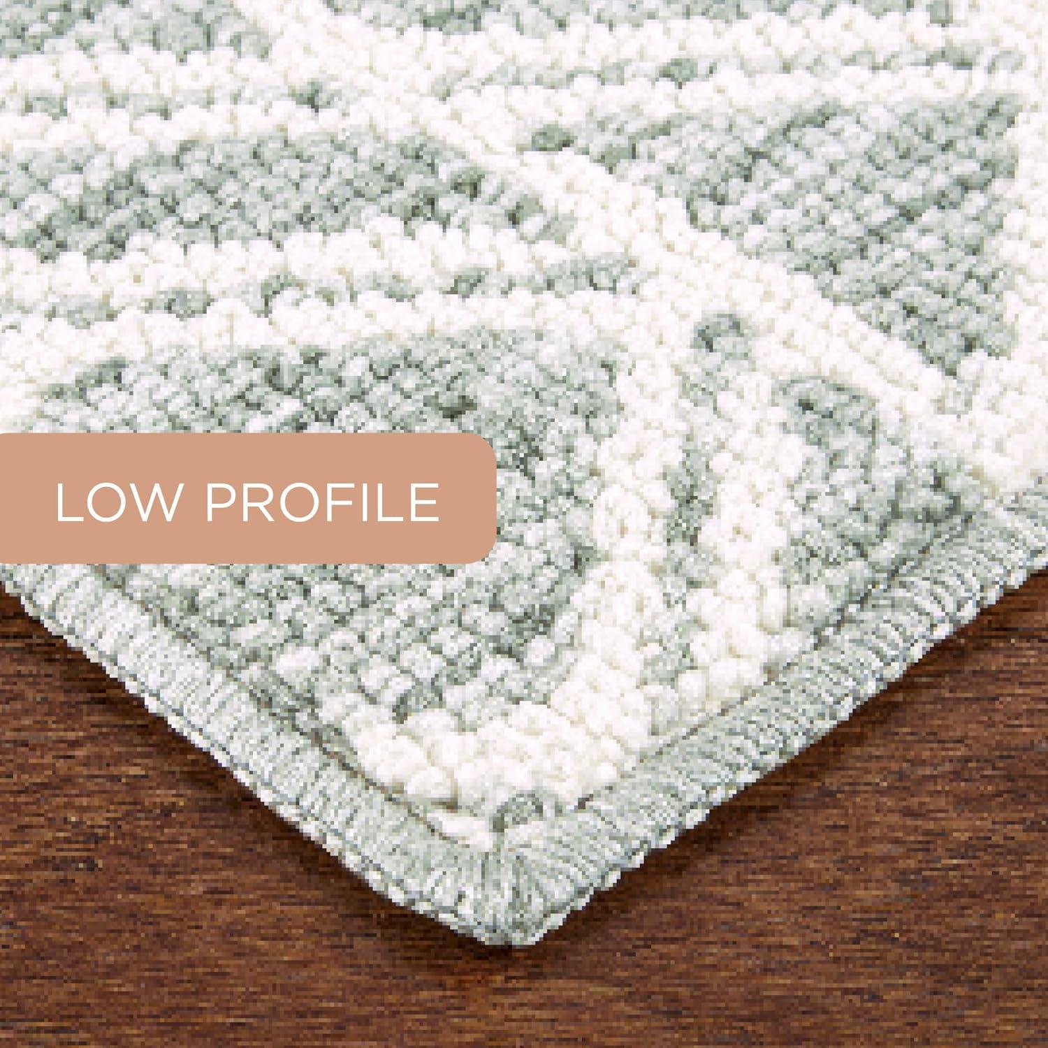 Town & Country Living TOWN & COUNTRY EVERYDAY Walker Modern Diamond Everwash Non-Slip Backing Kitchen Mat