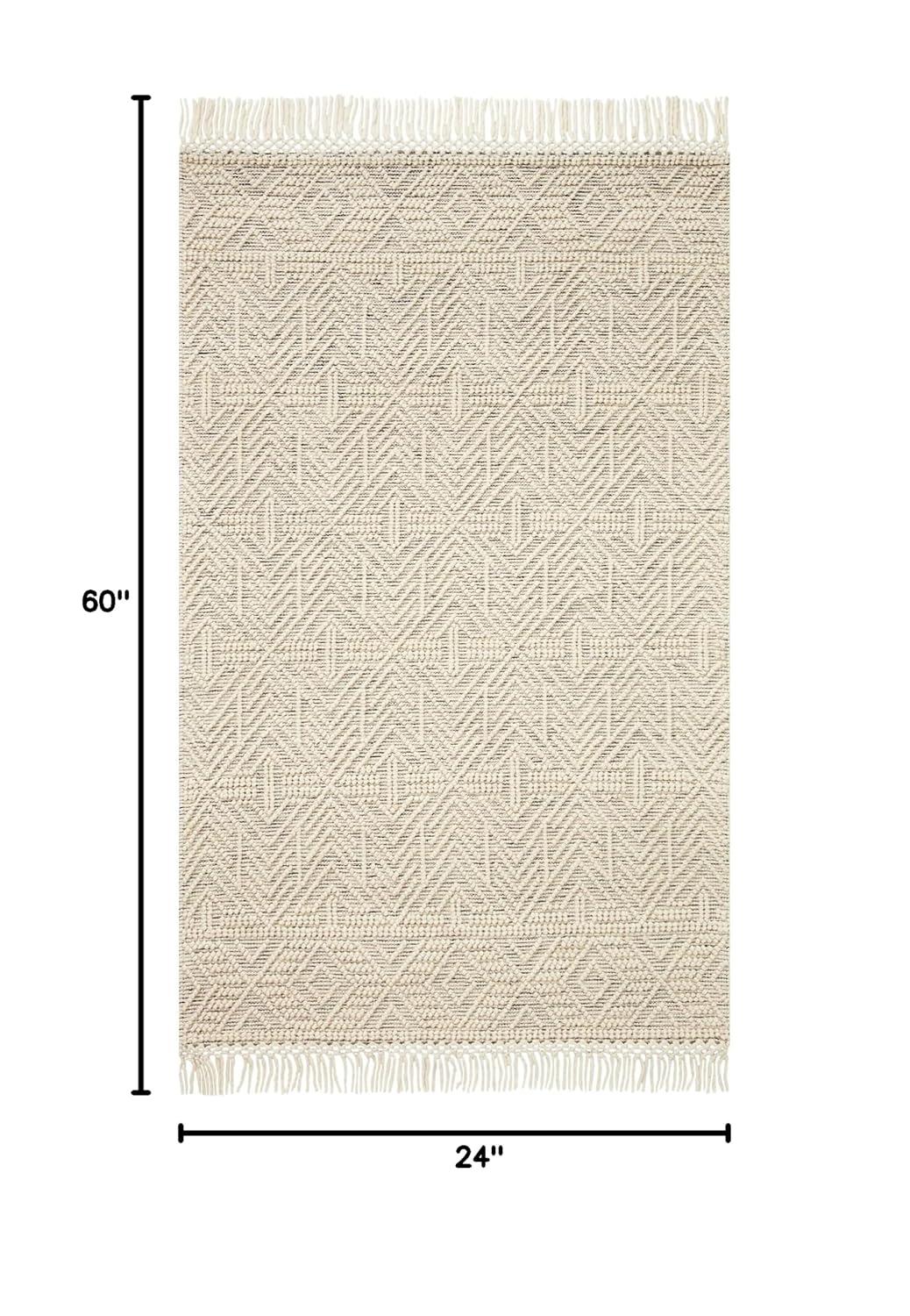 Loloi II Noelle Ivory / Black Geometric Area Rug 4'-0" x 6'-0"