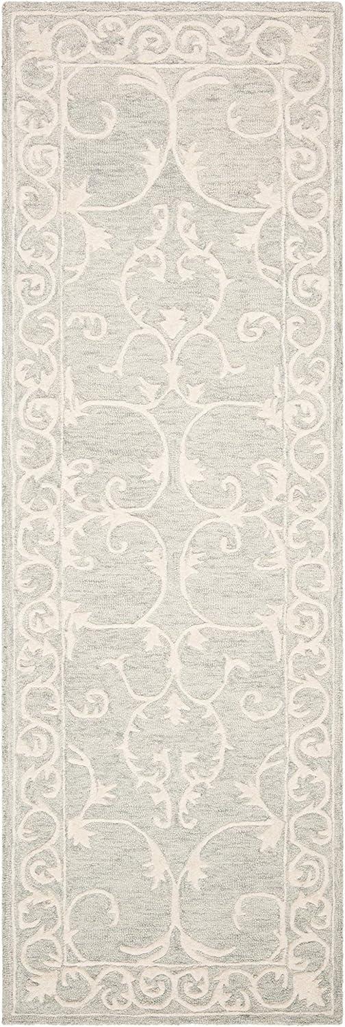 SAFAVIEH Micro-Loop Asteria Oriental Area Rug, Light Grey/Ivory, 2'6" x 4'