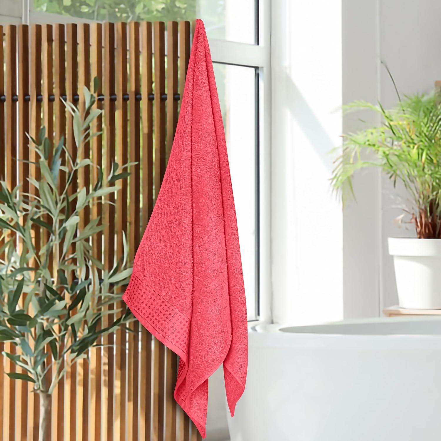 GLAMBURG Premium Cotton 4 Pack Bath Towel Set - 100% Pure Cotton - 4 Bath Towels 27x54 - Ideal for Everyday use - Ultra Soft & Highly Absorbent - Black