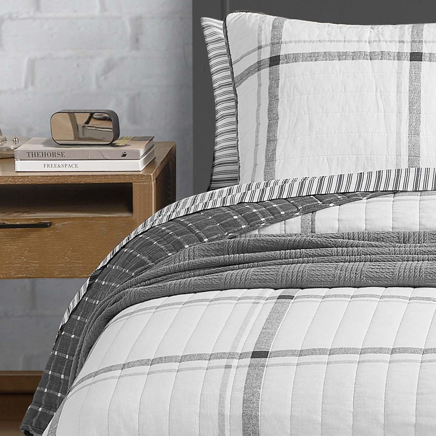 Nautica Fleetville Cotton Reversible Grey Quilt Set