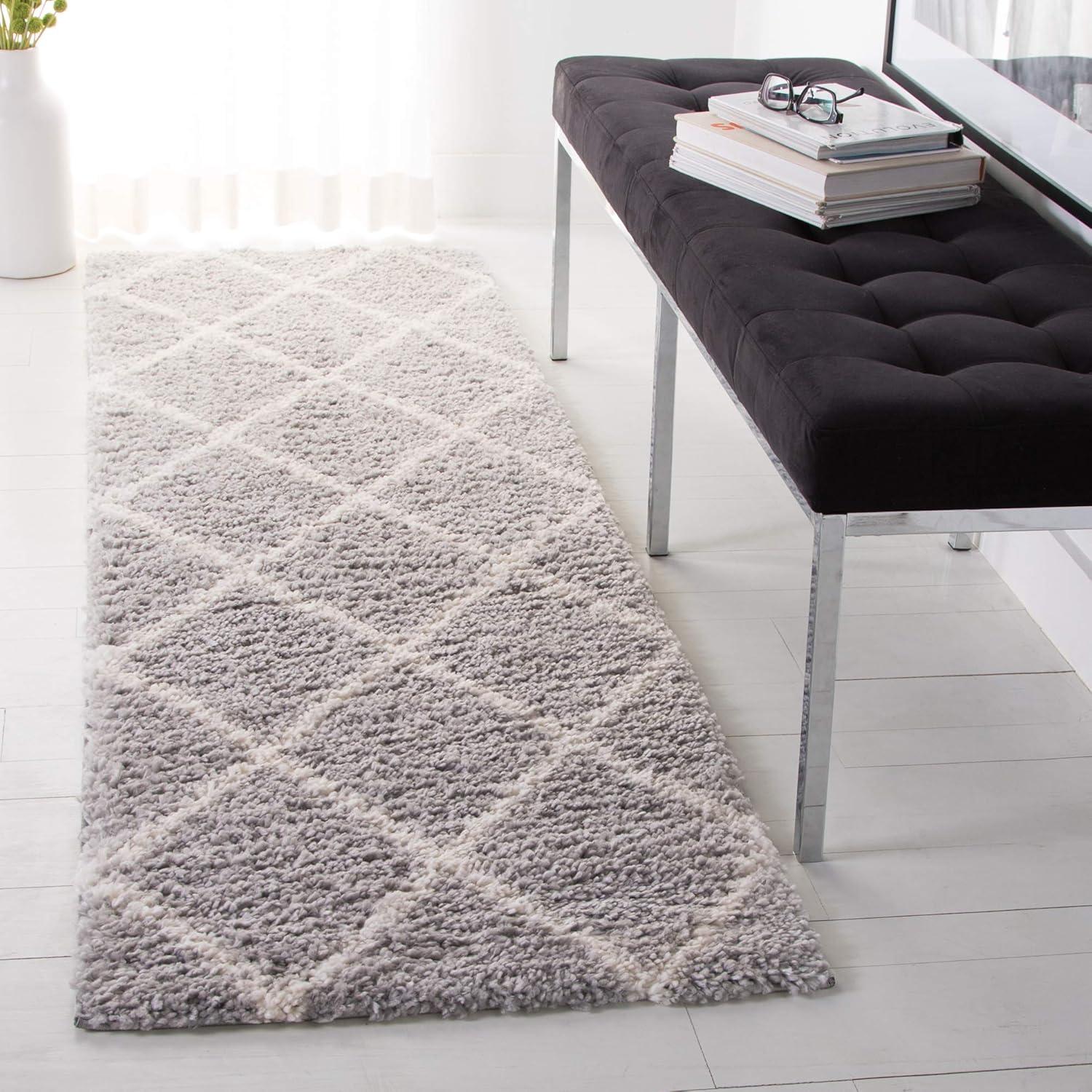 Parma Shag PMA515 Power Loomed Indoor Runner Rug - 2'3"x11' - Grey/Cream - Safavieh