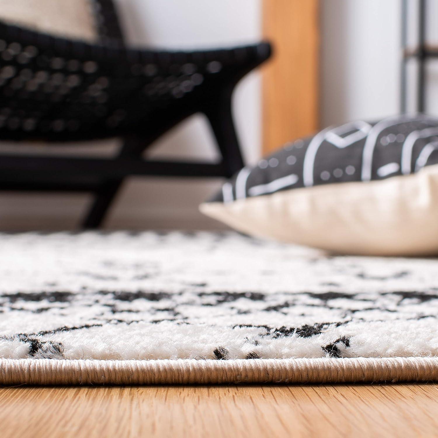 SAFAVIEH Tulum Coriander Moroccan Geometric Area Rug, 10' x 10' Square, Ivory/Black