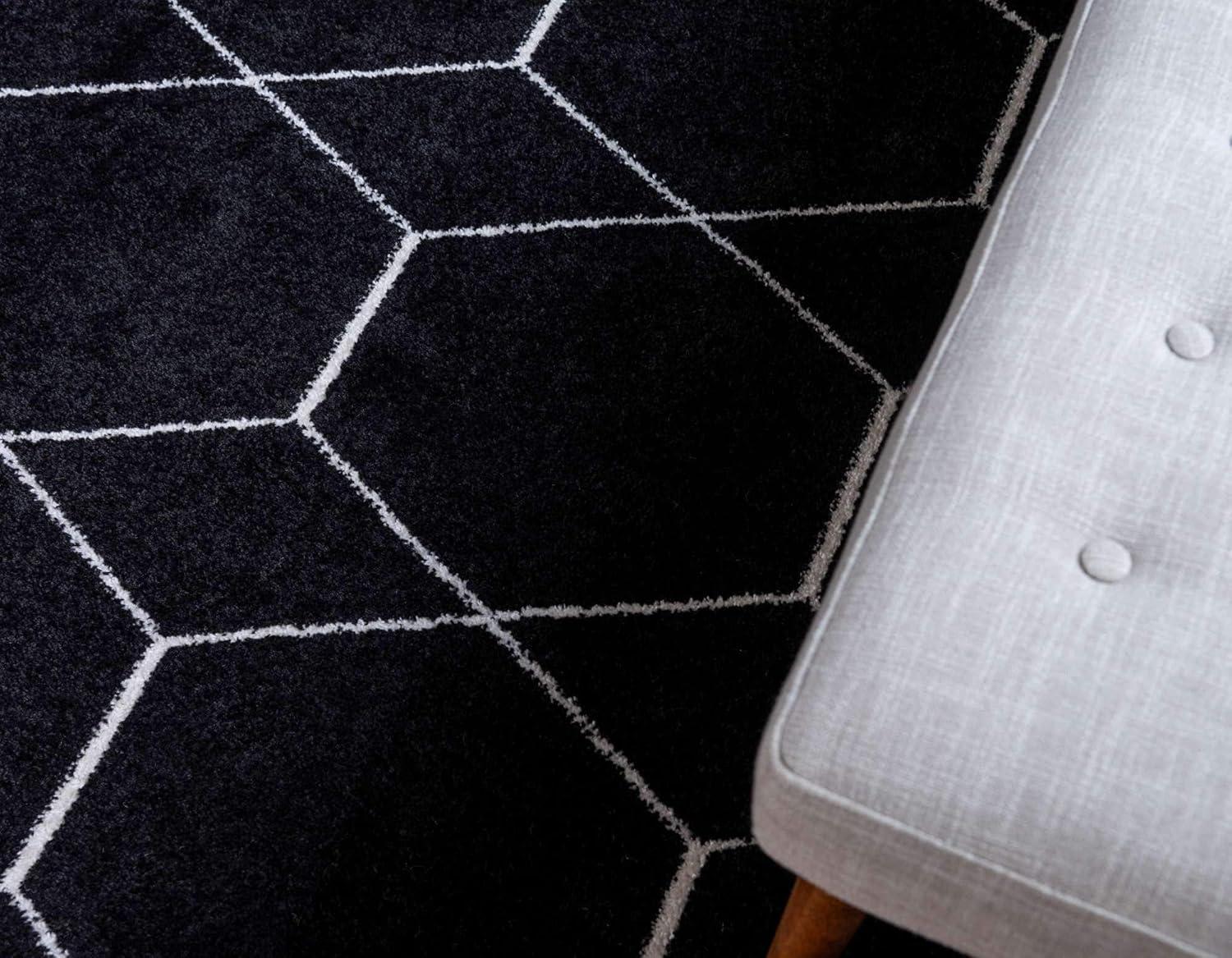 Unique Loom 7' 0 x 10' 0 Trellis Frieze Geometric Black Area Rug