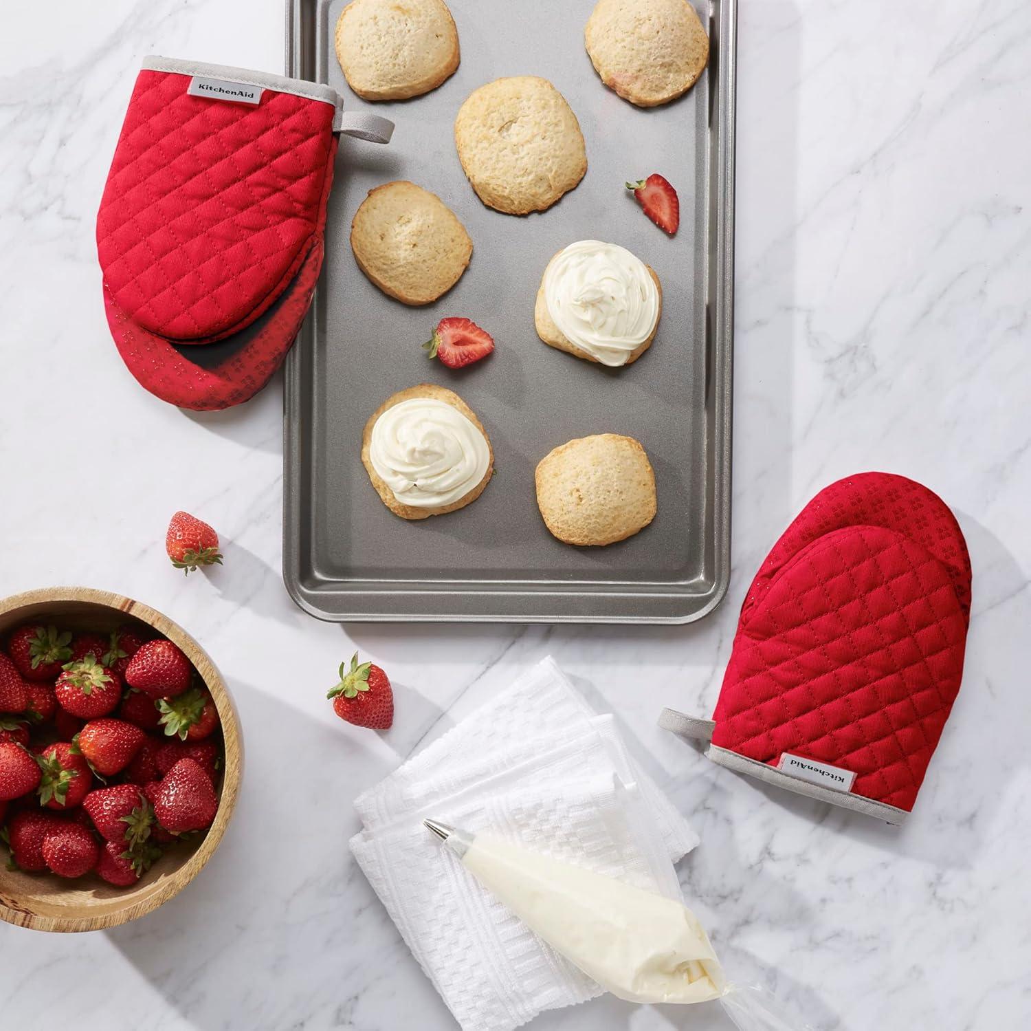 KitchenAid® KitchenAid Asteroid Solid Textured Mini Oven Mitt (Set of 2)
