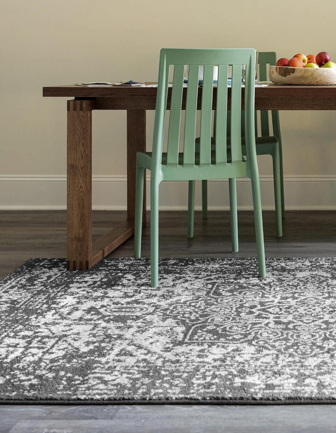 Arlington Medallion 3' x 5' Dark Gray Synthetic Rectangular Rug