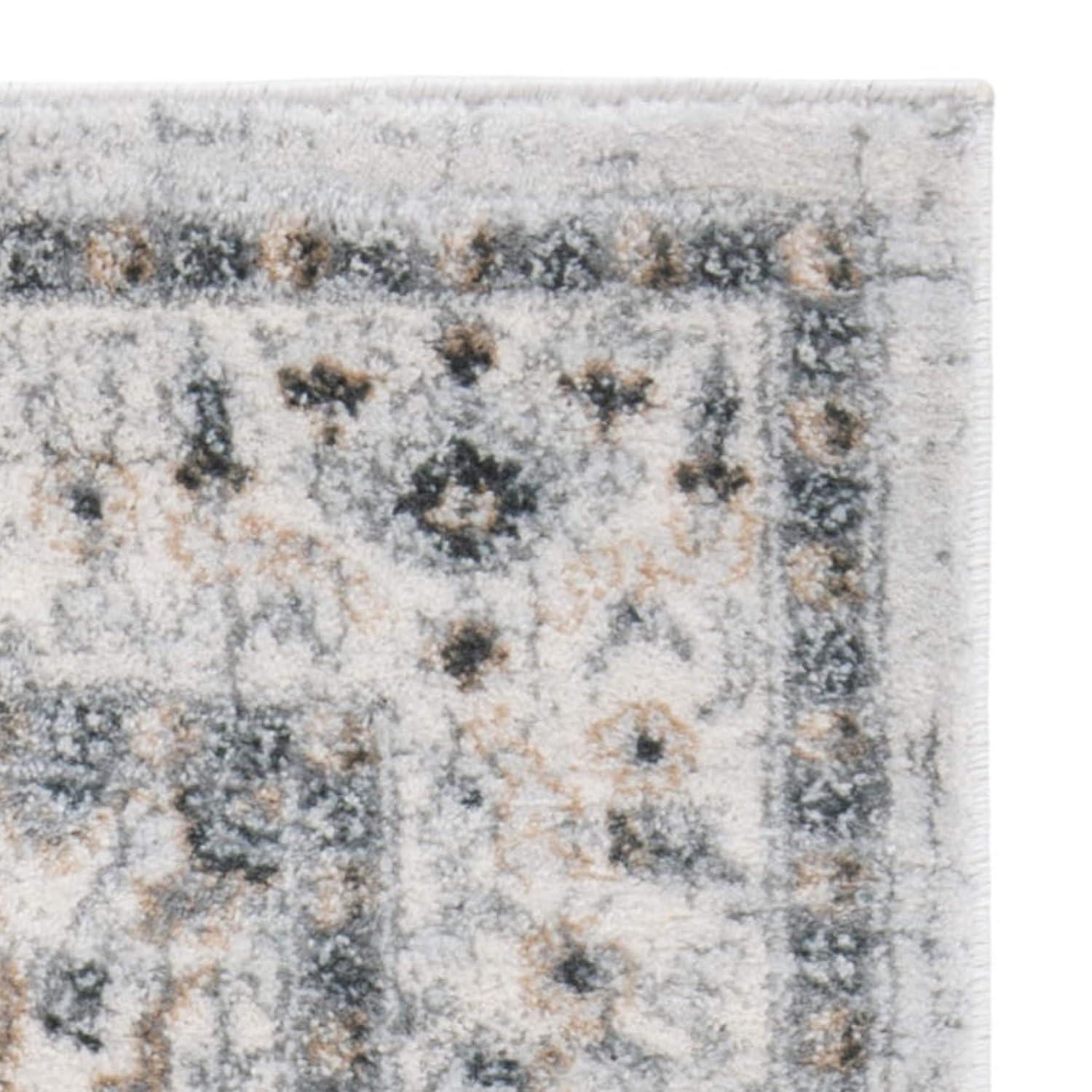 Isabella ISA936 Power Loomed Area Rug - Light Grey/Grey - 4'x6' - Safavieh.
