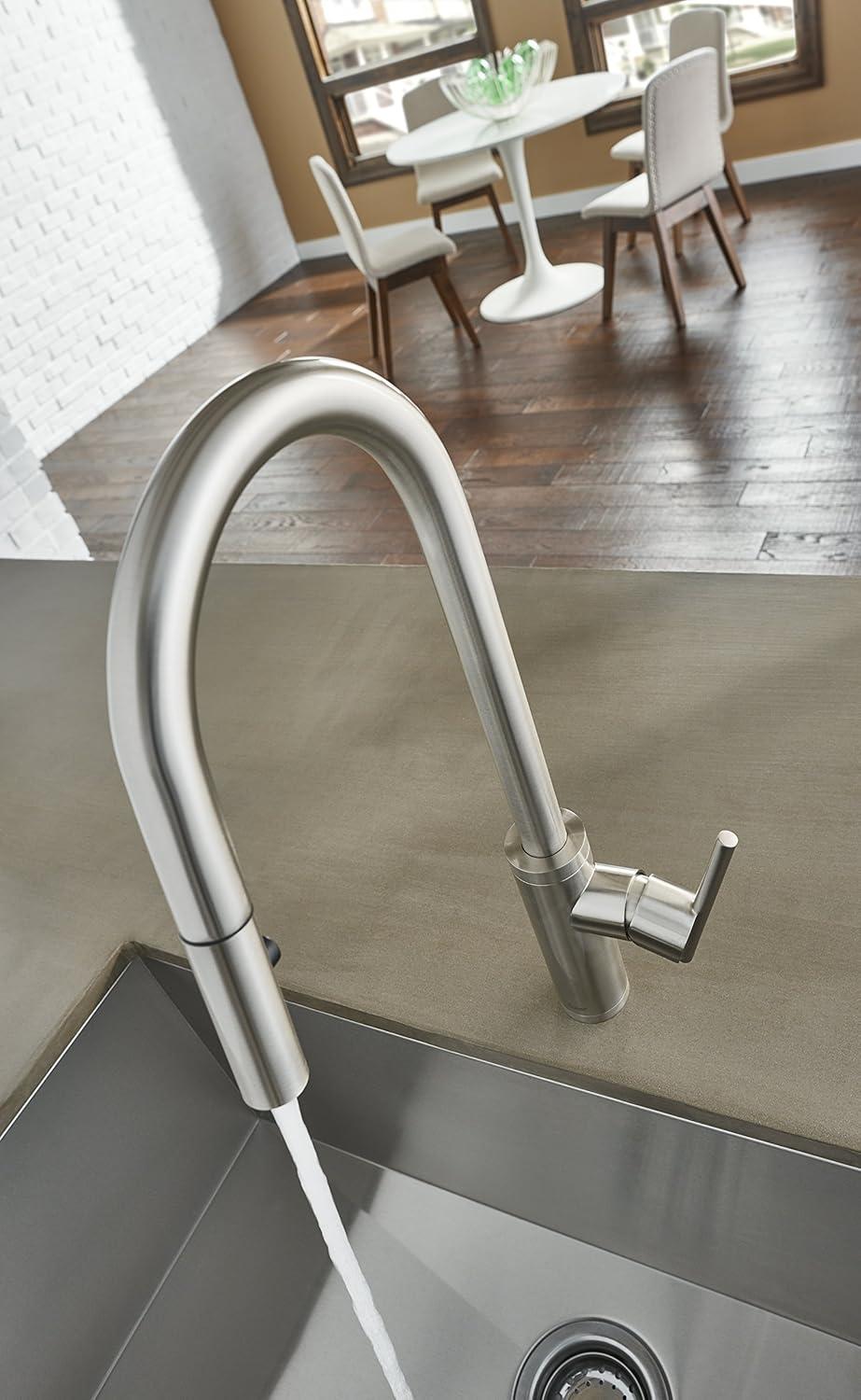 Parma Café Single Handle Pull-Down Kitchen Faucet