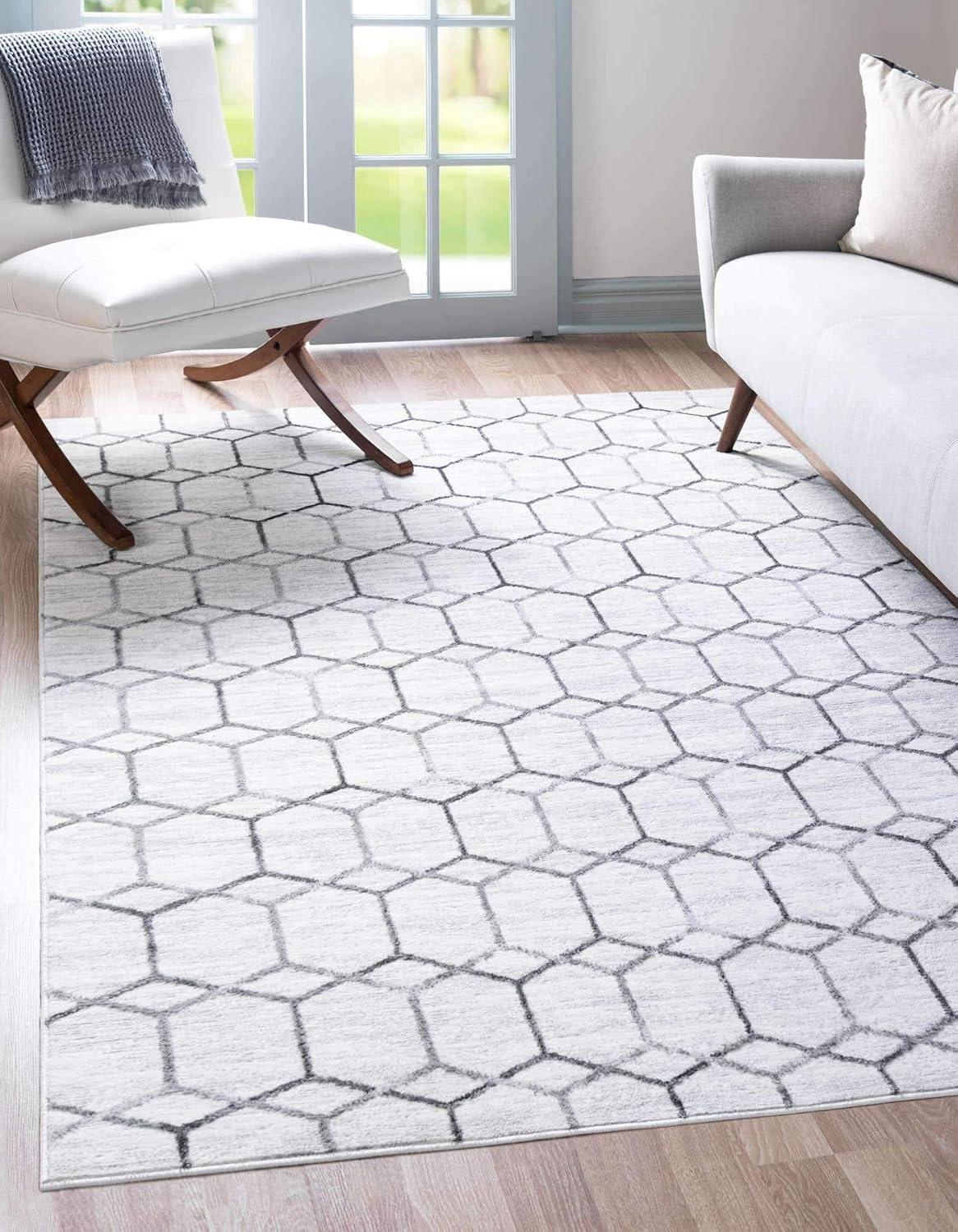 Unique Loom 7' 0 x 10' 0 White Matrix Trellis Tile Area Rug