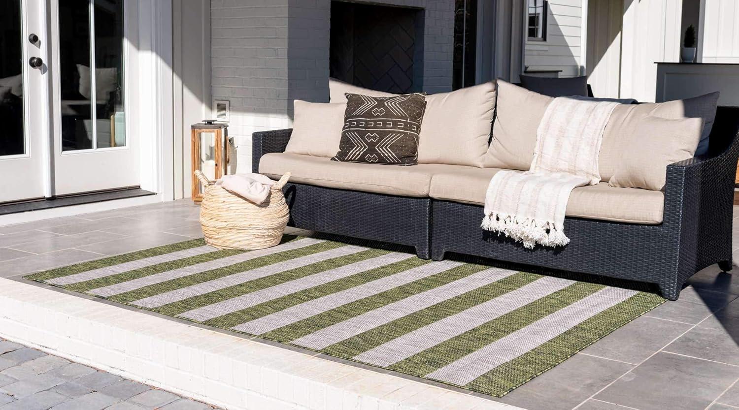 Unique Loom 4' 1 x 6' 1 Rectangle Indoor/Outdoor Striped Green Area Rug