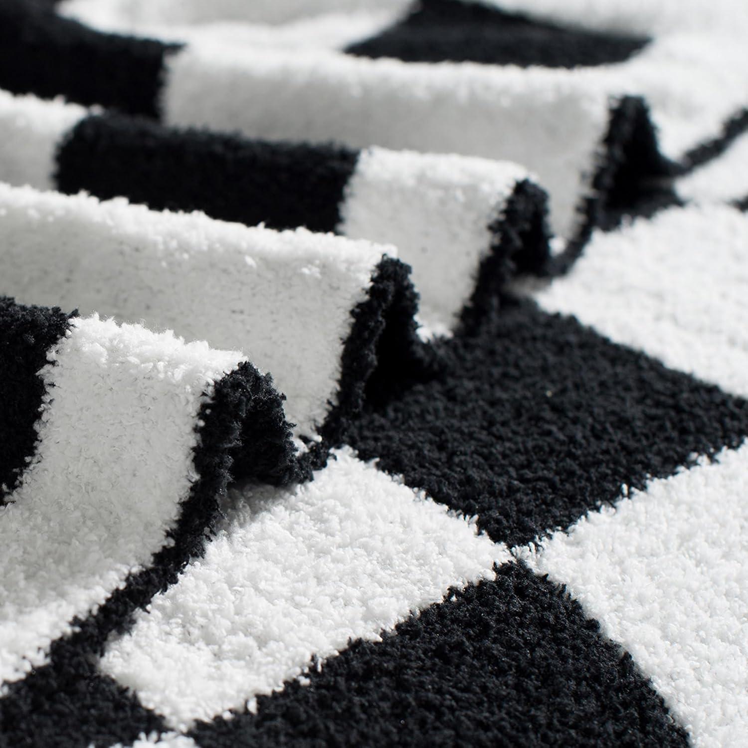 Carriediosa Soft Checker Throw Blanket 50" x 60", Fuzzy Checkerboard Pattern Knitted Fluffy Throws for Couch Bed, Black