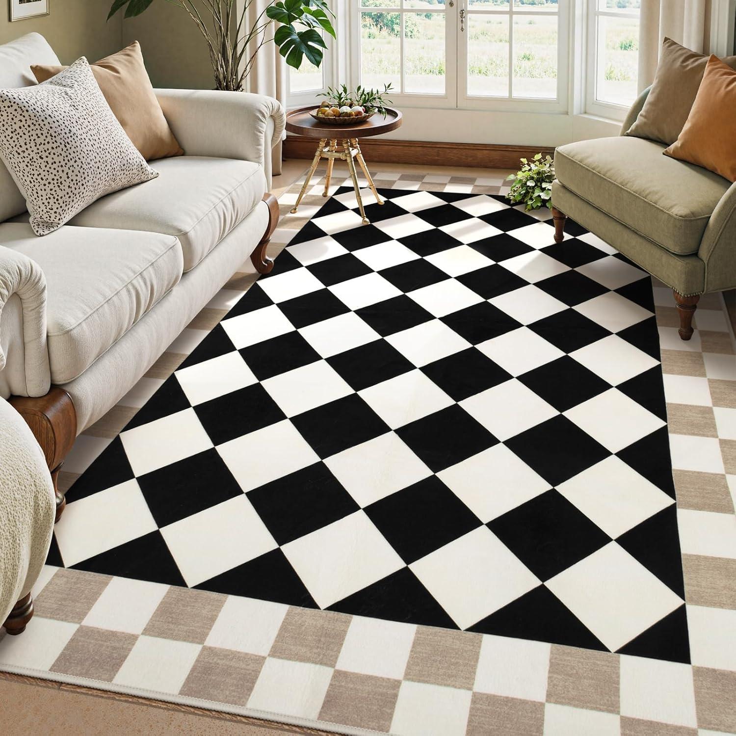 Corrigan Studio® Haylee Super Lightweight Plastic Straw Rug Checkered Black/White Outdoor Area Rug