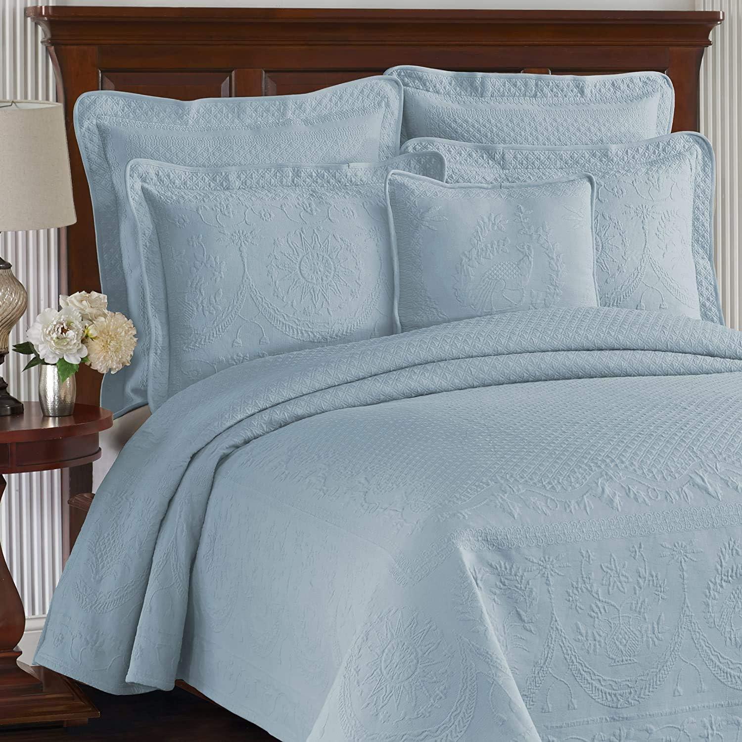 Historic Charleston King Charles Matelasse Traditional Cotton Floral Coverlet