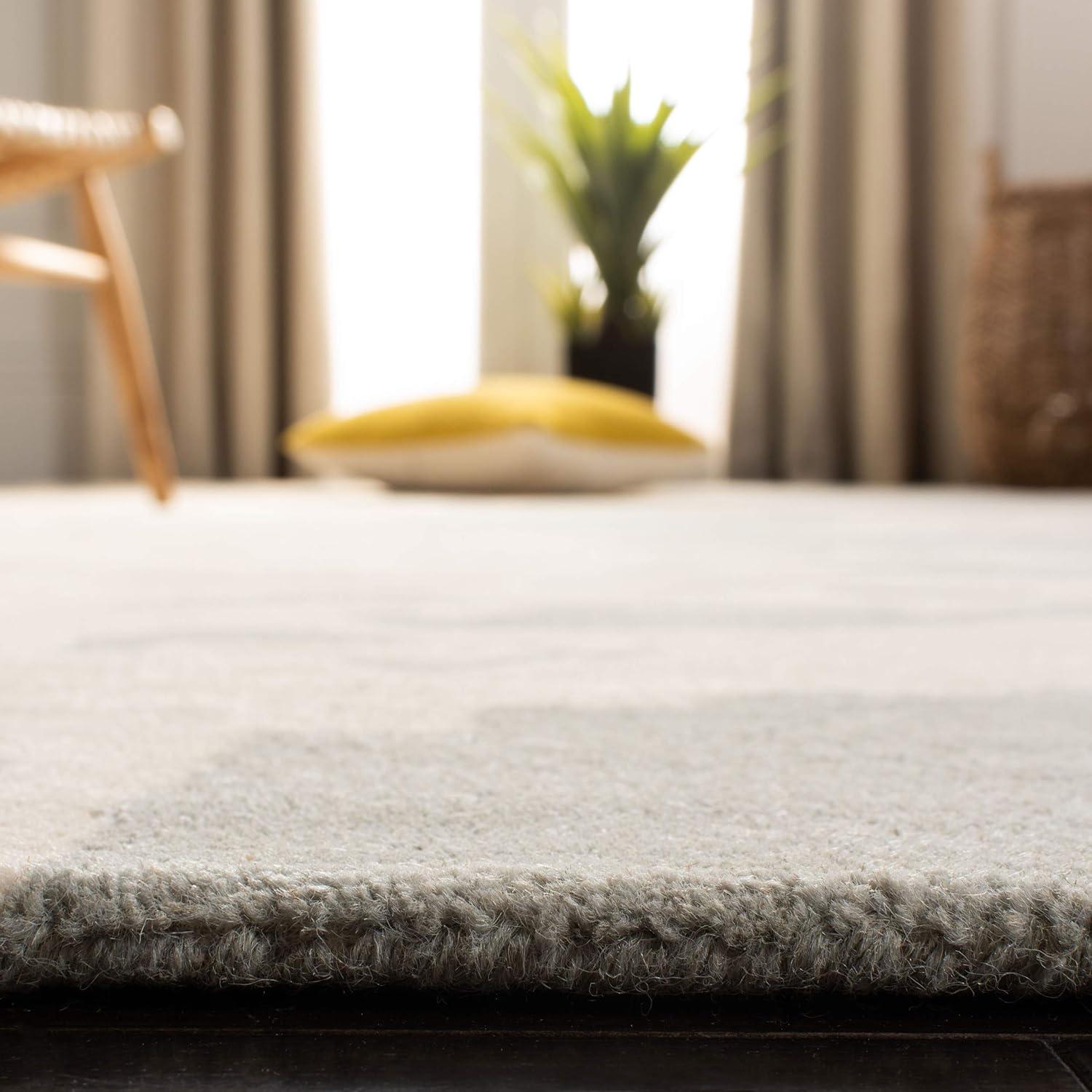 Bella BEL115 Hand Tufted Area Rug - Grey/Ivory - 4'x6' - Safavieh.