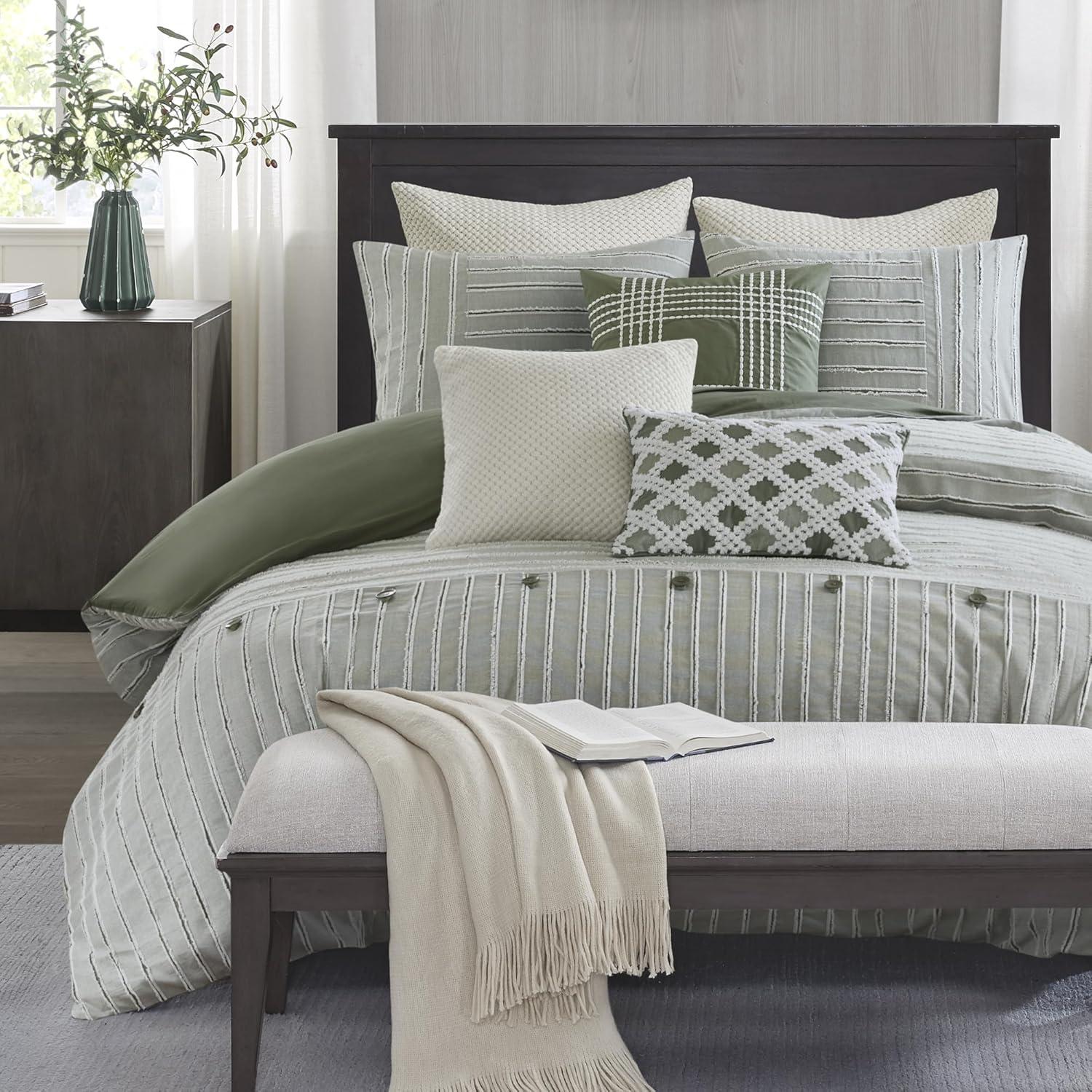 Madison Park Signature Essence Oversized 100% Cotton Clipped Jacquard Comforter Set