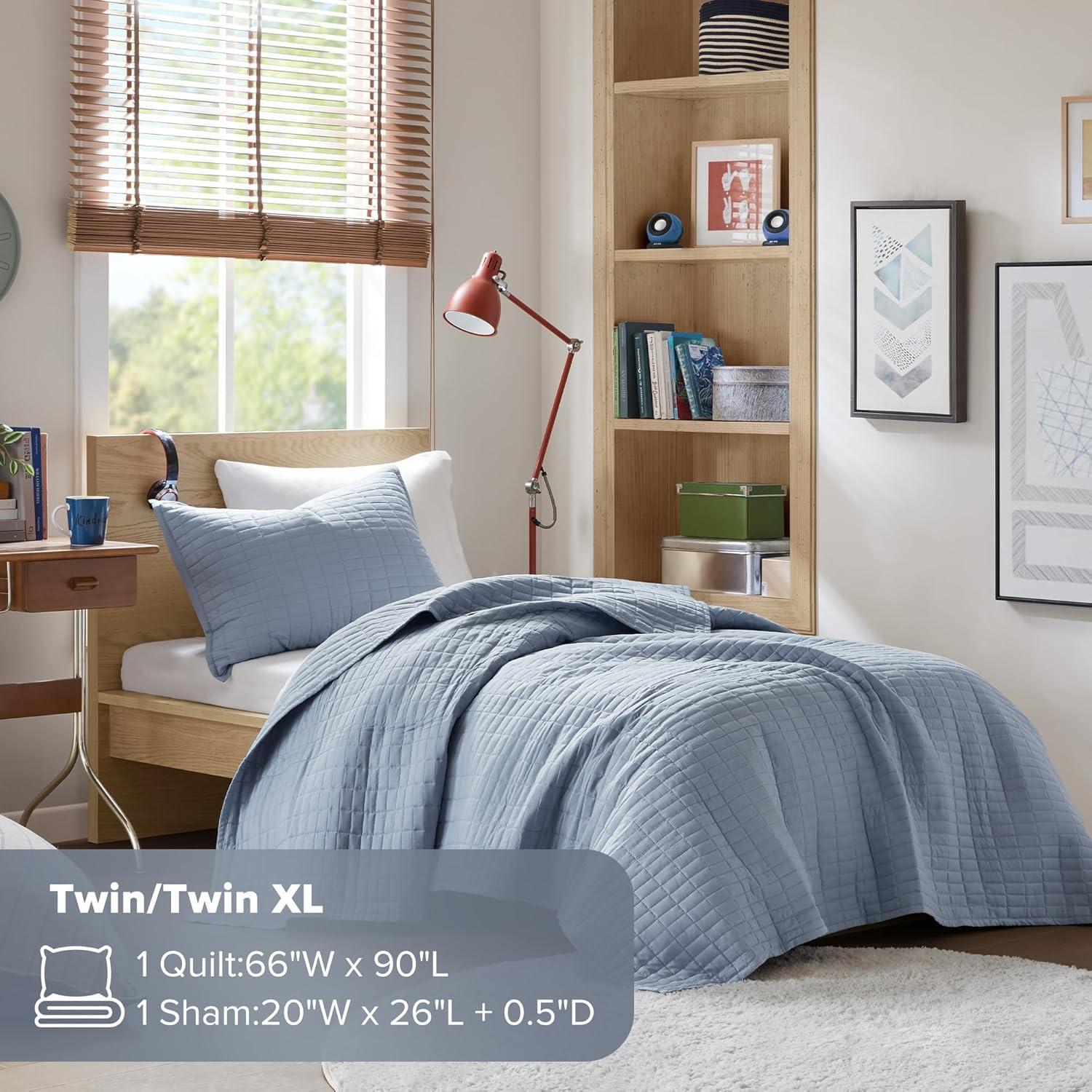 Blue Twin Microfiber Reversible Quilt Set