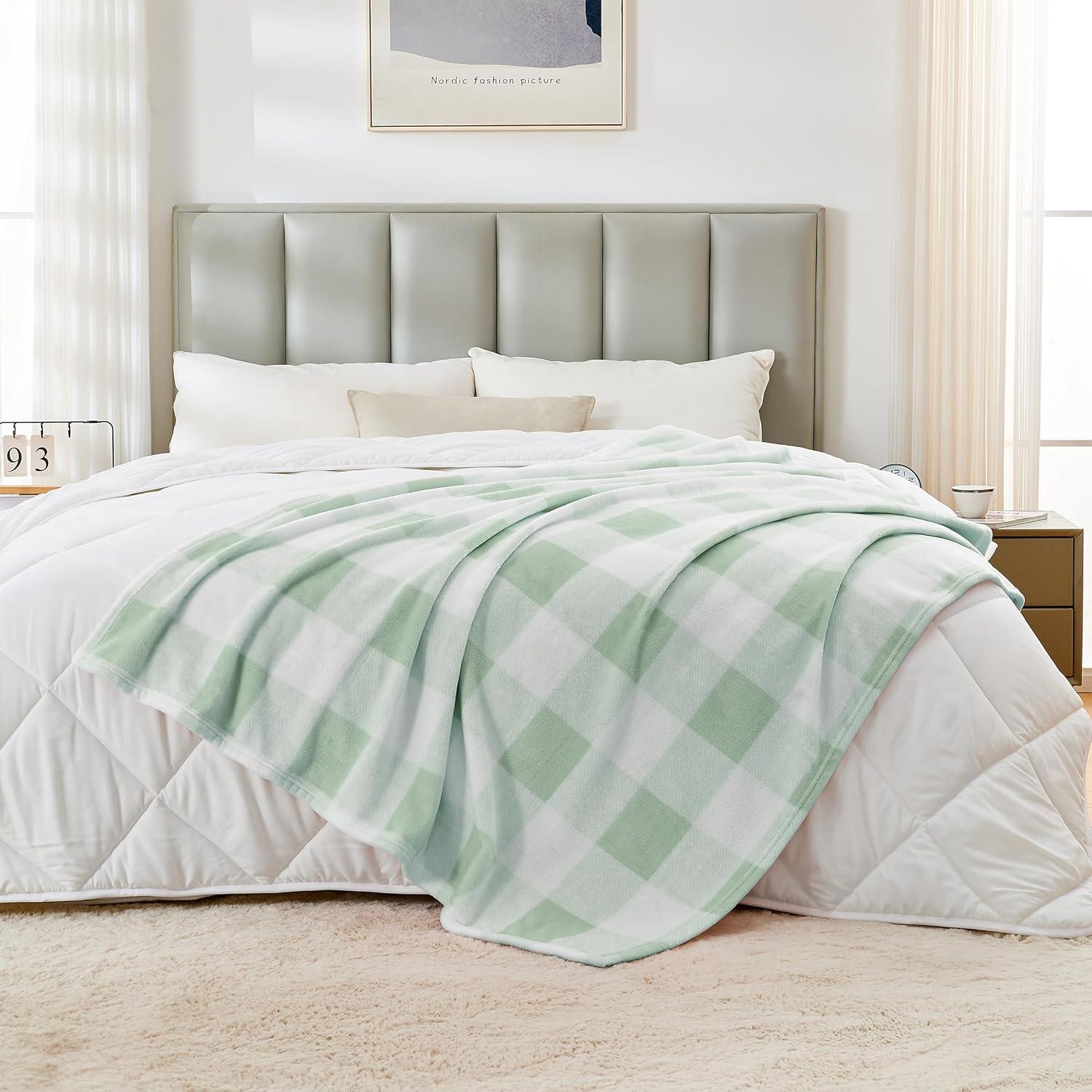 Mellowdy Checkered Flannel Throw Blanket (Iceberg Green, 50x60 inches) - Farmhouse, Vintage