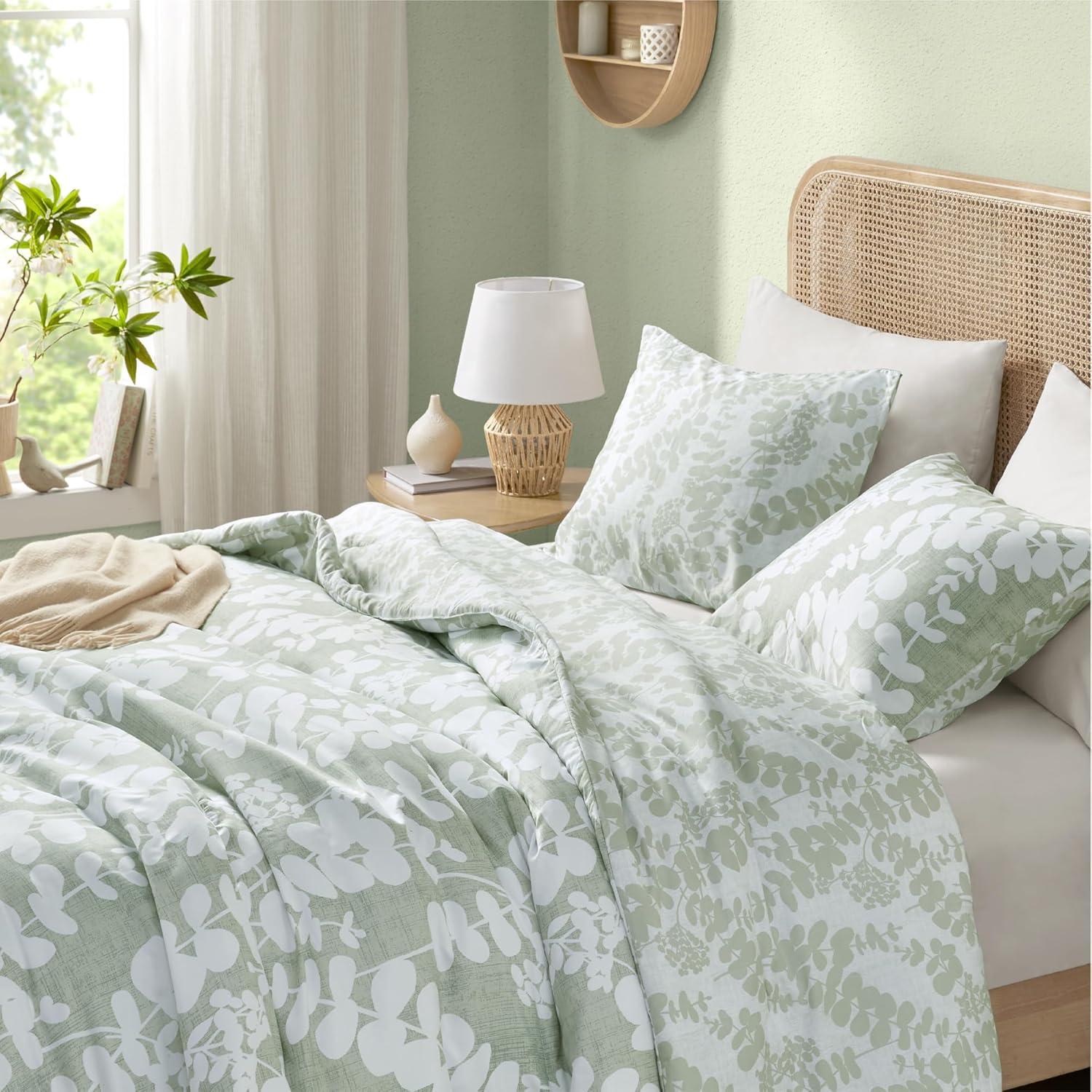 Codi Green Floral Comforter Twin Size, Sage Botanical Bedding Set | Nature Style, Unique Reversible Design, Better for Spring and Summer | Leaf Print 3 Pieces