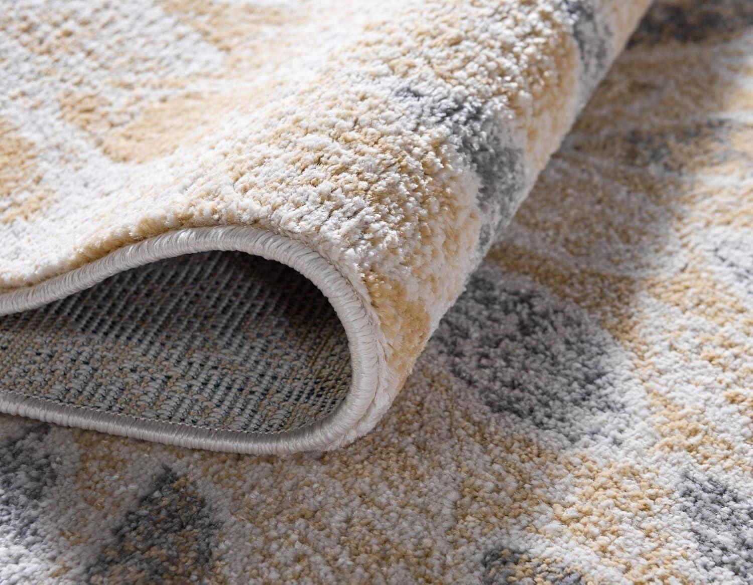 Rugs.com Charleston Collection Rug – 4' x 6' Yellow Low-Pile Rug Perfect For Living Rooms, Large Dining Rooms, Open Floorplans