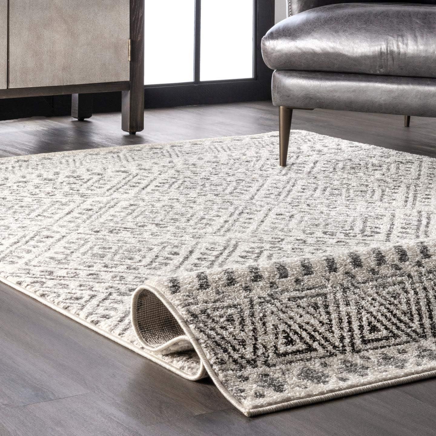 nuLOOM Camila Greek Diamond Trellis Area Rug