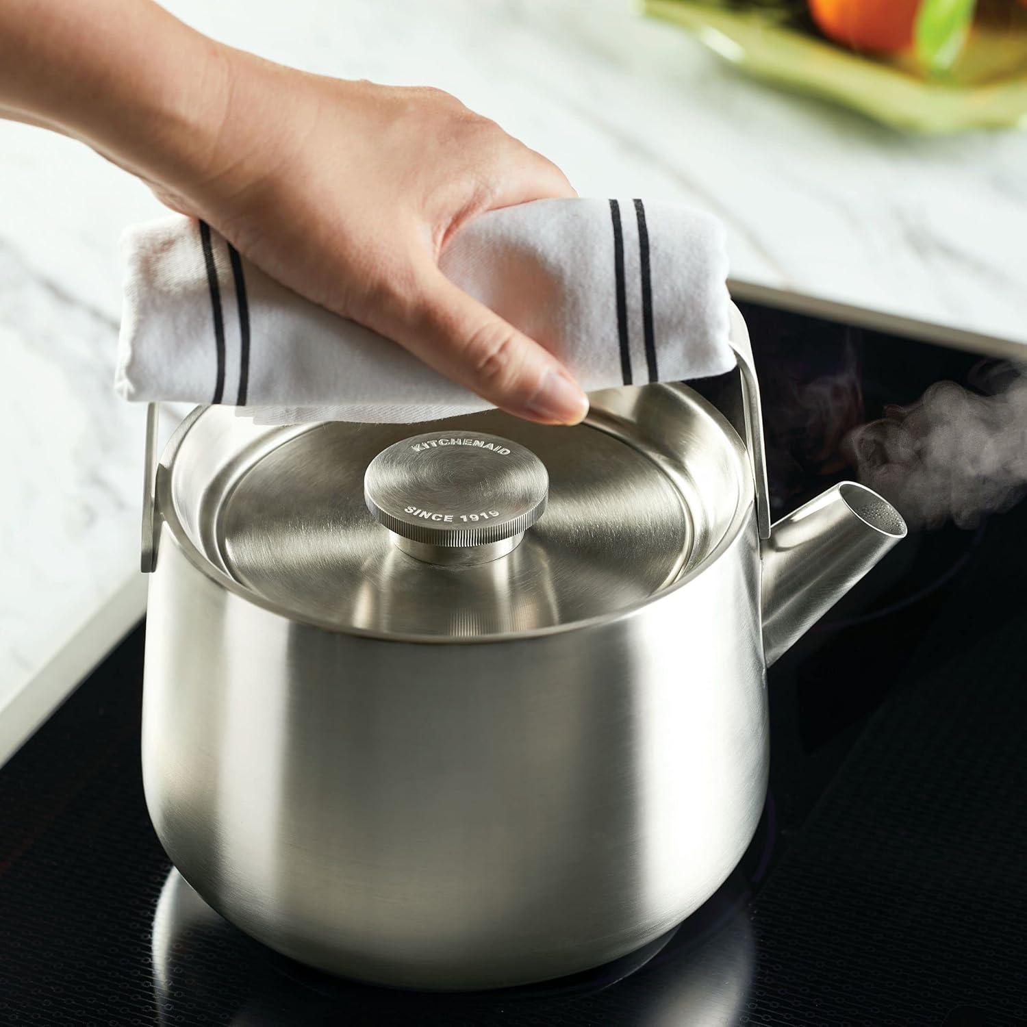 1.9 Quart Silver Stainless Steel Whistling Kettle