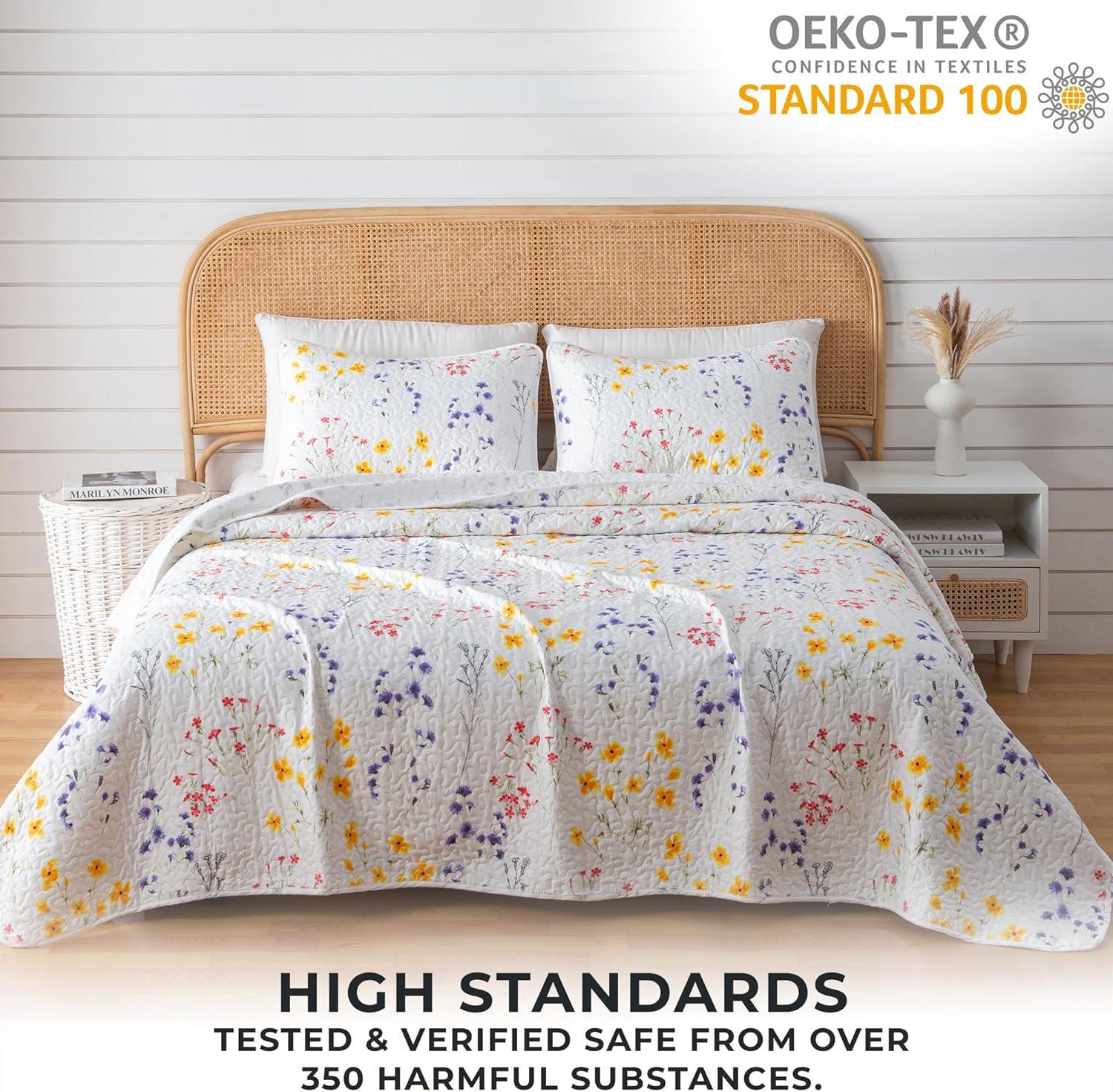 Bright & Colorful Tiny Floral Quilt Set with Shams