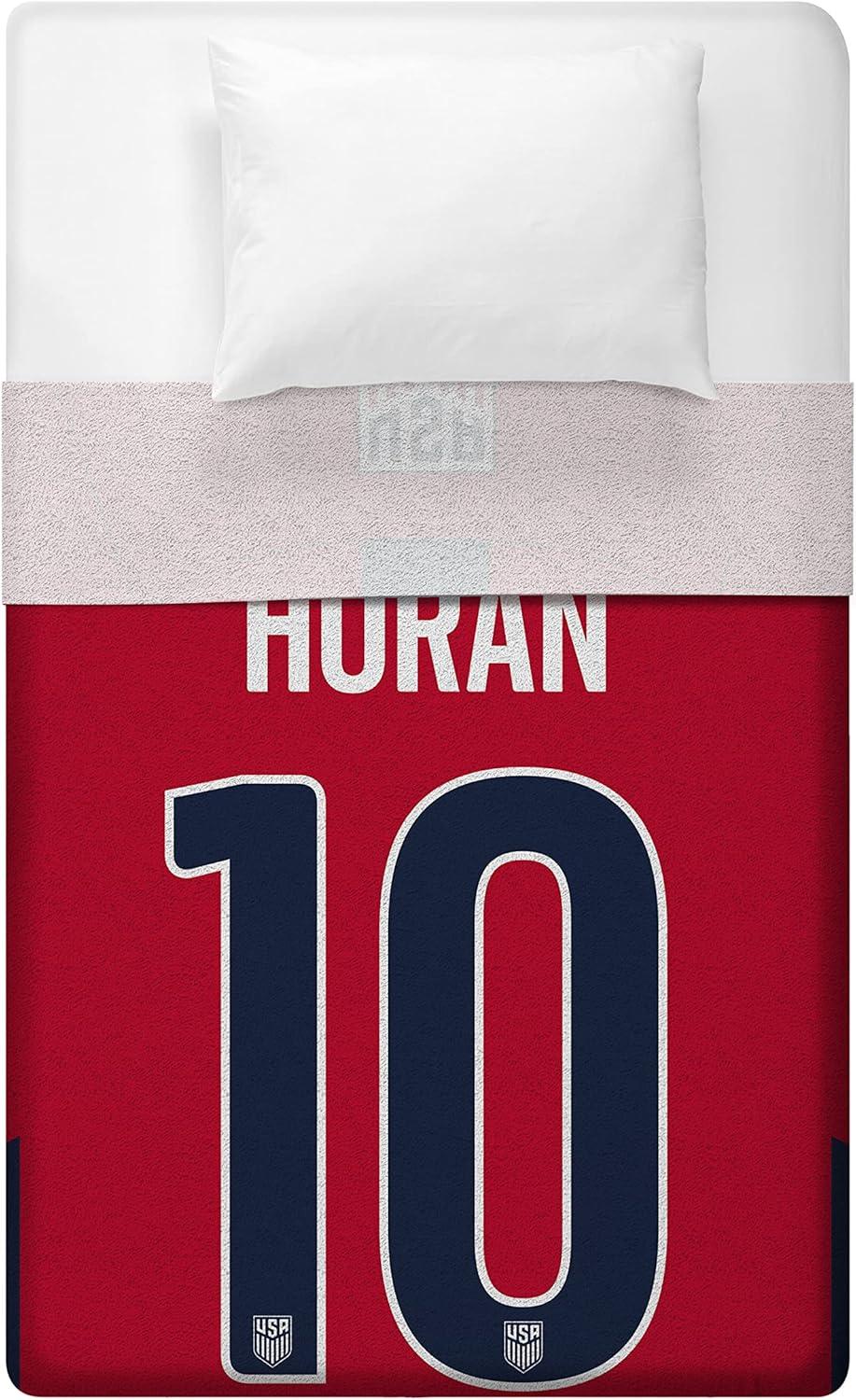 Sleep Squad US Women's Soccer Lindsey Horan 60 x 80 Raschel Plush Blanket