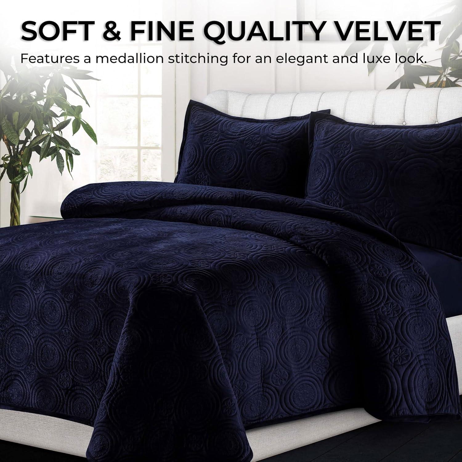 Indigo Twin Velvet Reversible Quilt Set