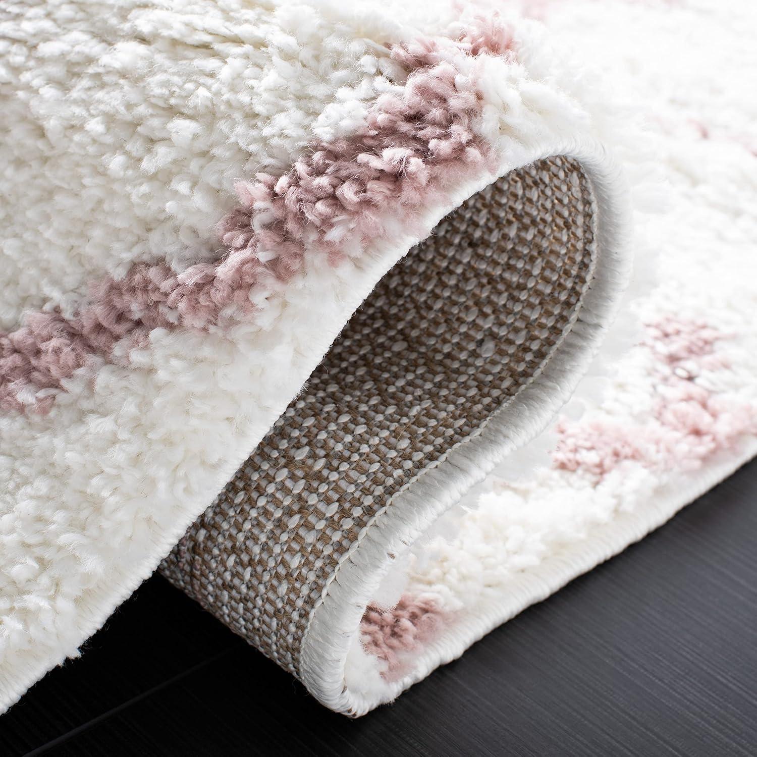 Berber Shag BER165 Power Loomed Indoor Area Rug - Ivory/Light Rose - 4'x6' - Safavieh