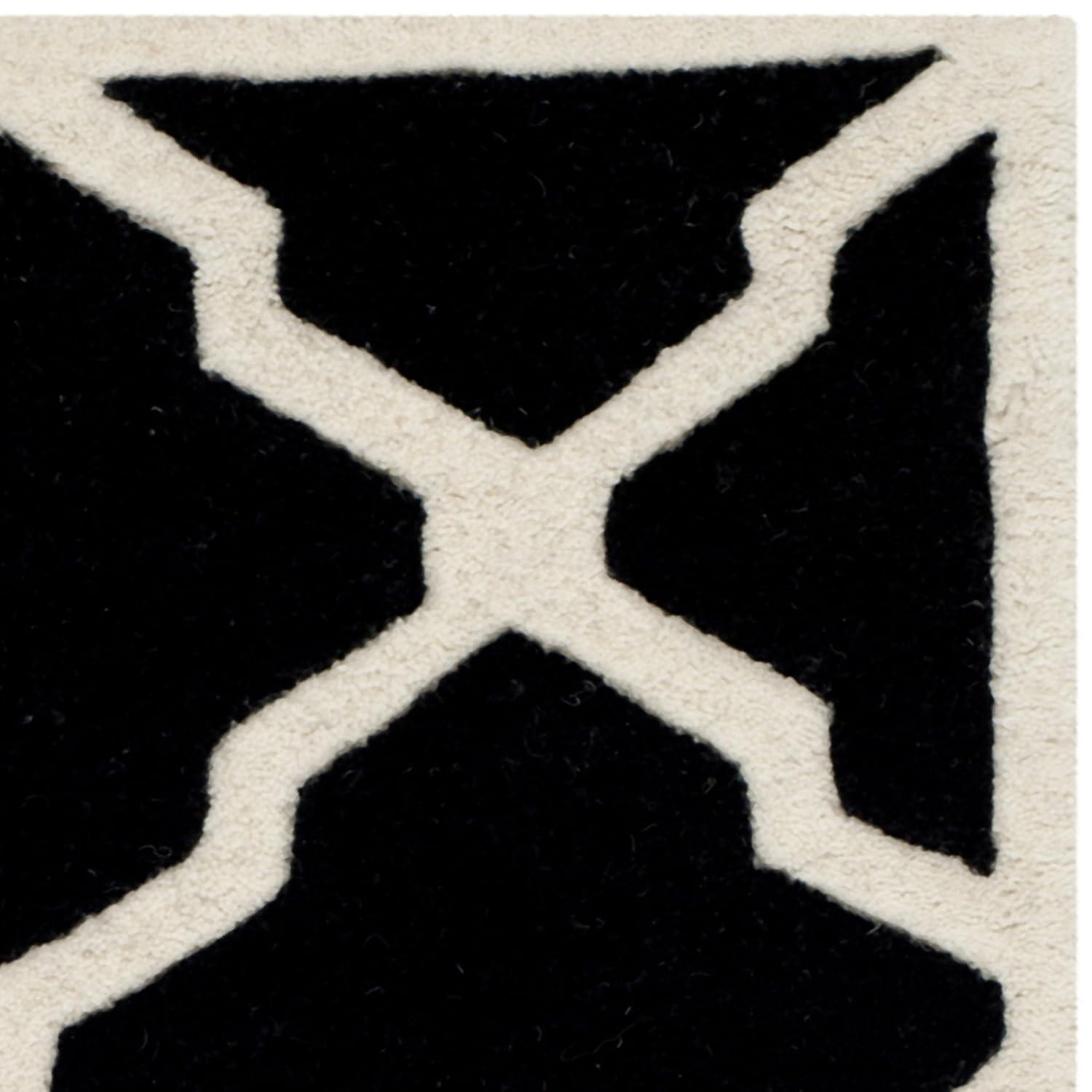 Chatham CHT735 Hand Tufted Accent Rug Black / Ivory 2' X 3' - Safavieh.