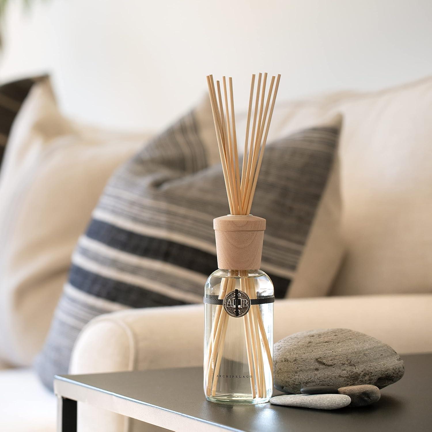 Bergamot Tobacco Reed Diffuser with Wooden Cap and Sticks