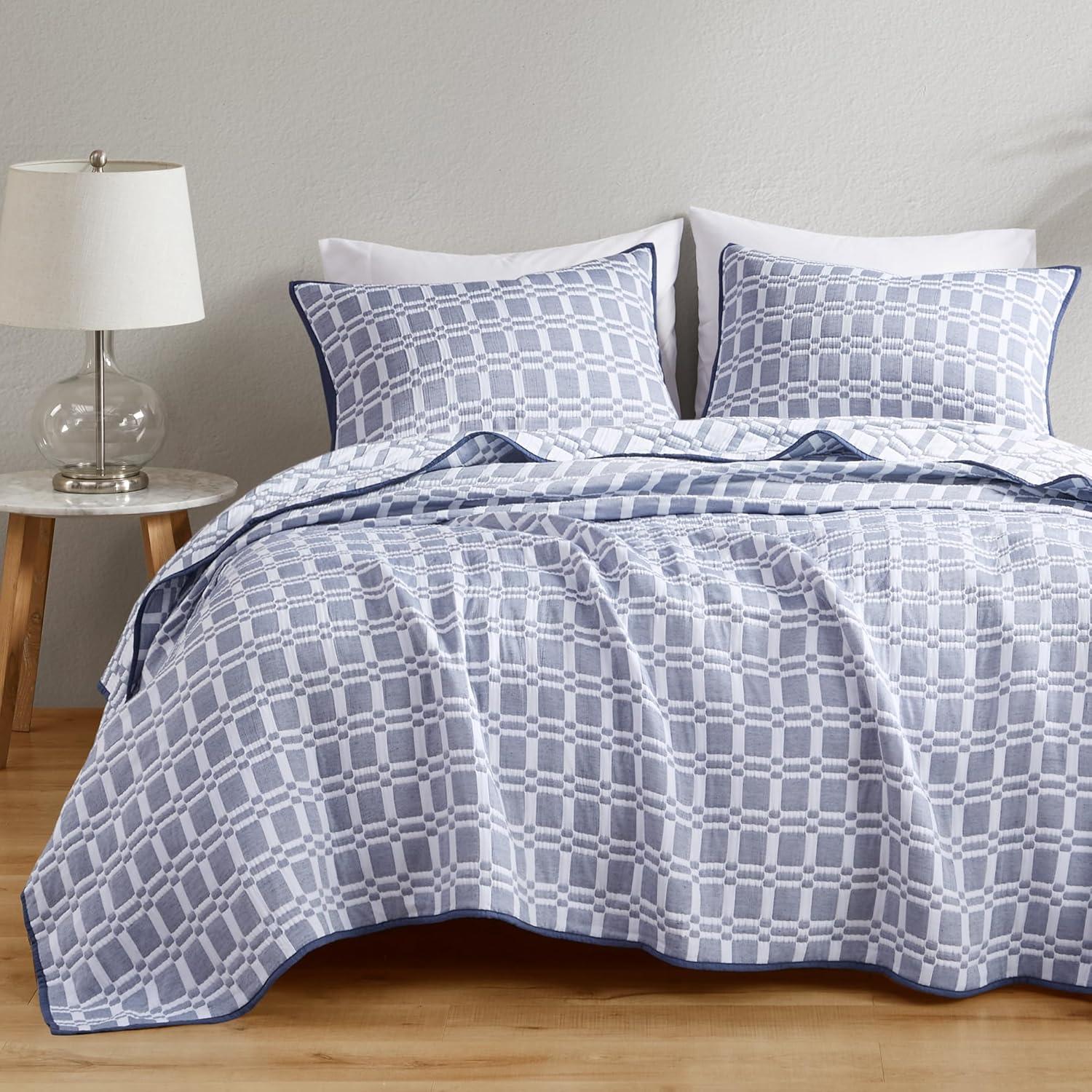 510 Design Harlow 3 Piece Reversible Matelasse Coverlet Set