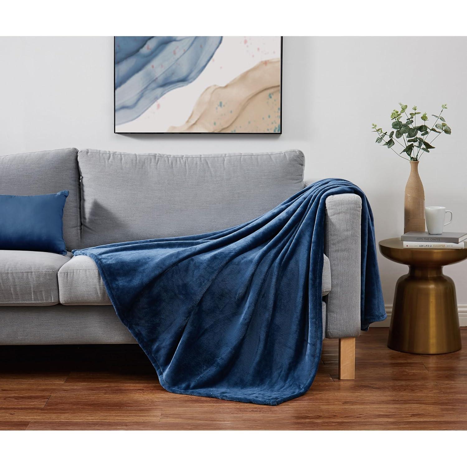 Cannon Cannon Solid Plush Throw Blanket