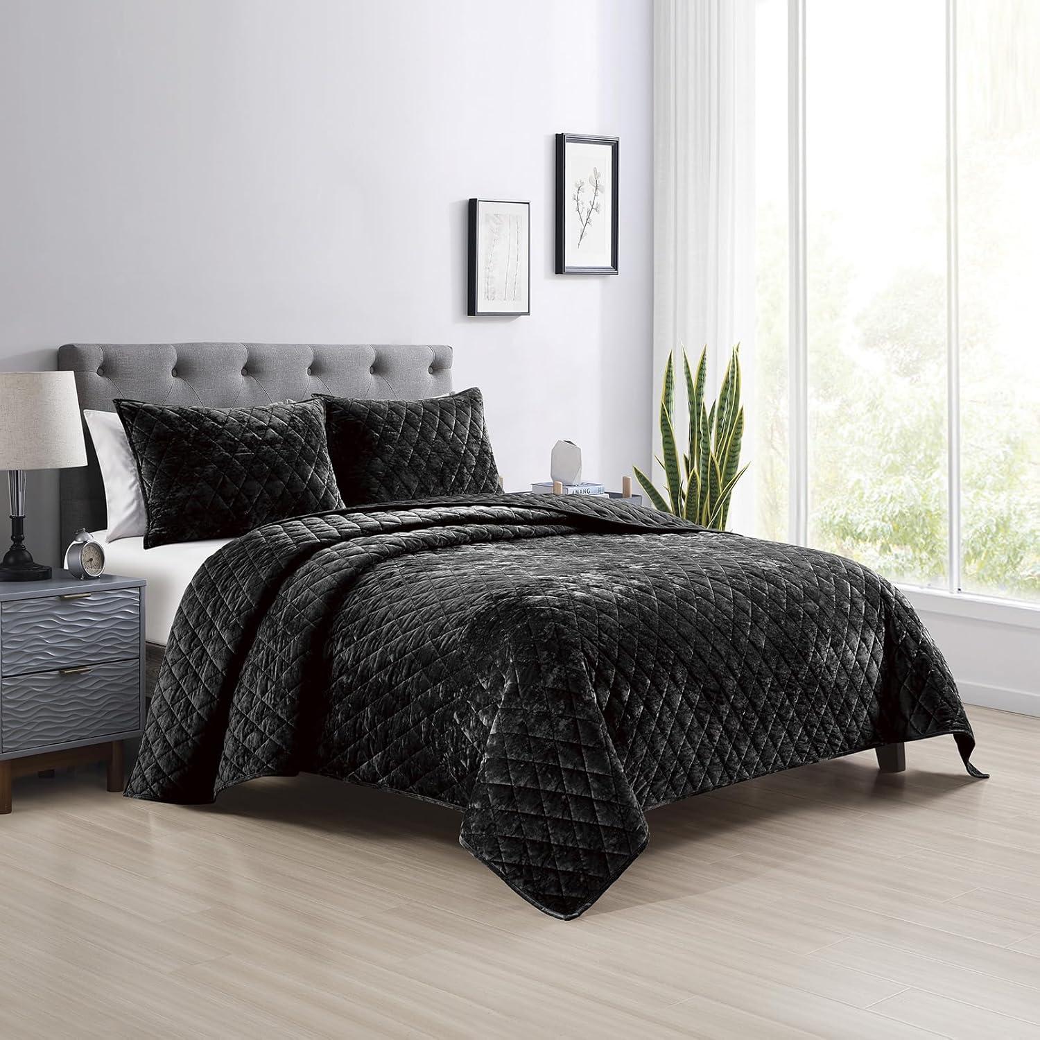 Royal Velvet Diamond Velvet Quilt Set
