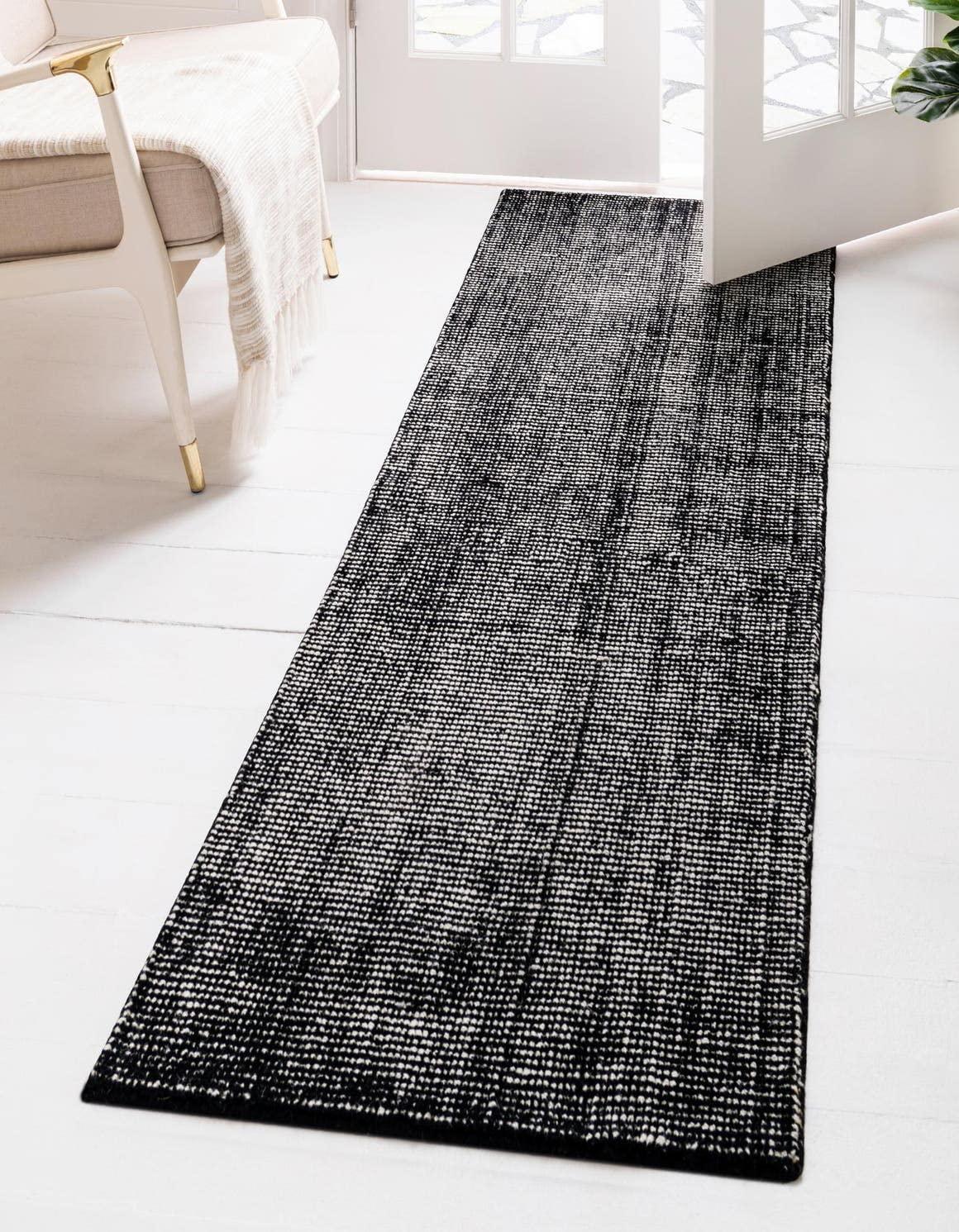 Jill Zarin 2' 0 x 8' 0 English Manor Blackberry Area Rug