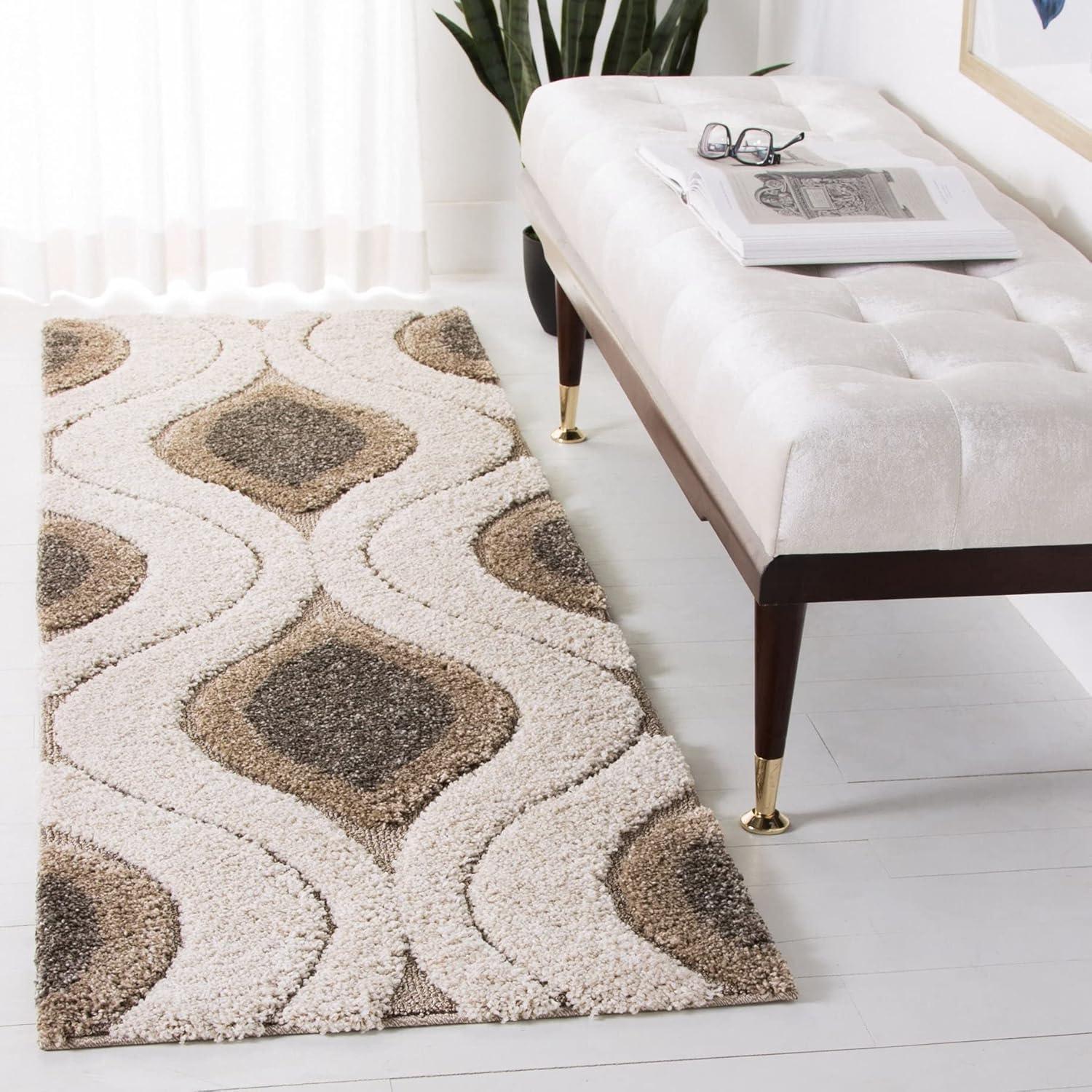 Florida Shag SG461 Power Loomed Indoor Accent Rug - Cream/Smoke - 2'3"x4' - Safavieh
