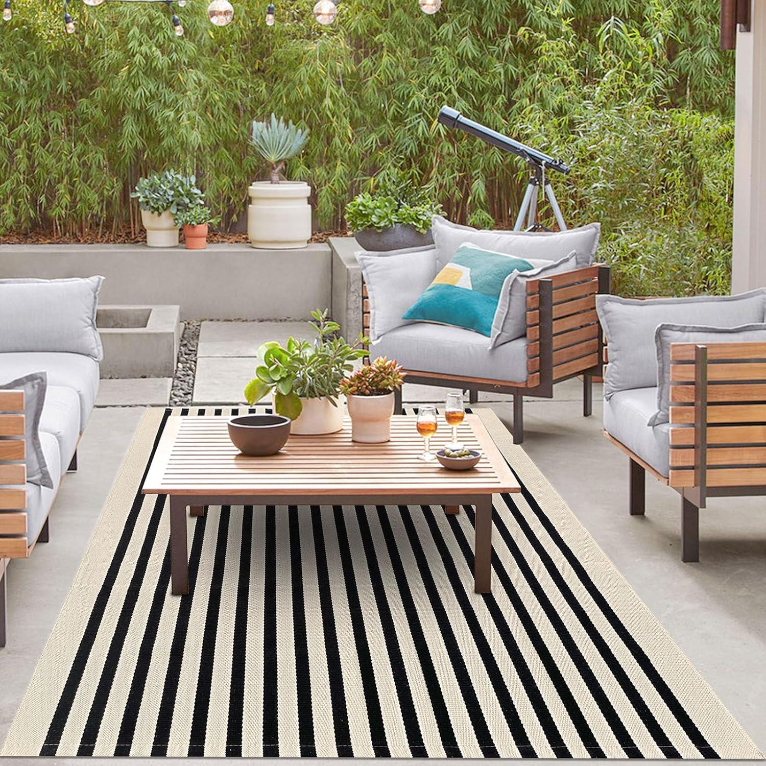 IOHOUZE Navy and White Striped Rug 2'x3' Front Door Rugs, Small Washable Area Rug for Front Porch, Spring Summer Doormats Outdoor Indoor, Cotton Rugs for Entryway Porch Entrance