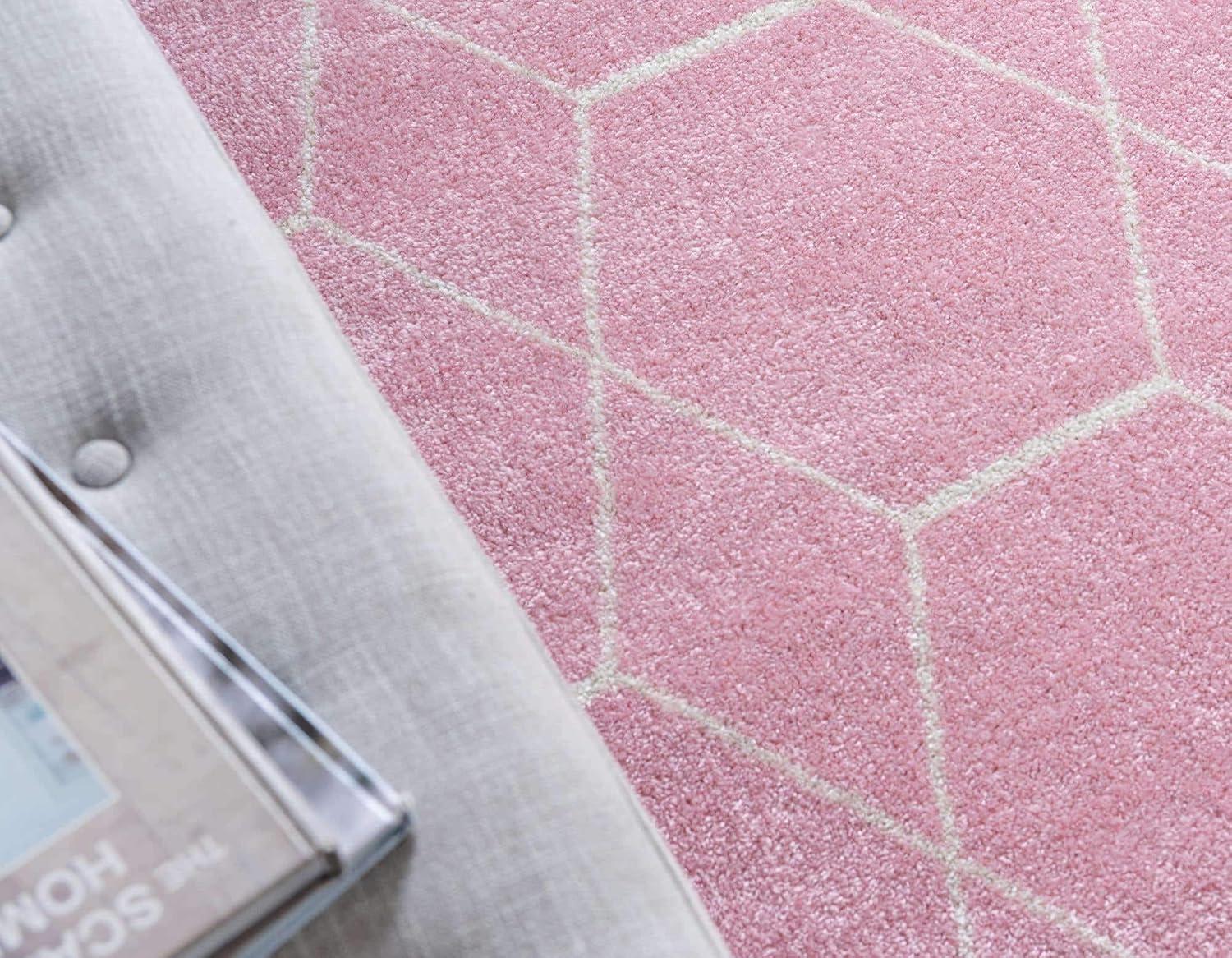 Unique Loom 7' 0 x 10' 0 Trellis Frieze Geometric Light Pink Area Rug