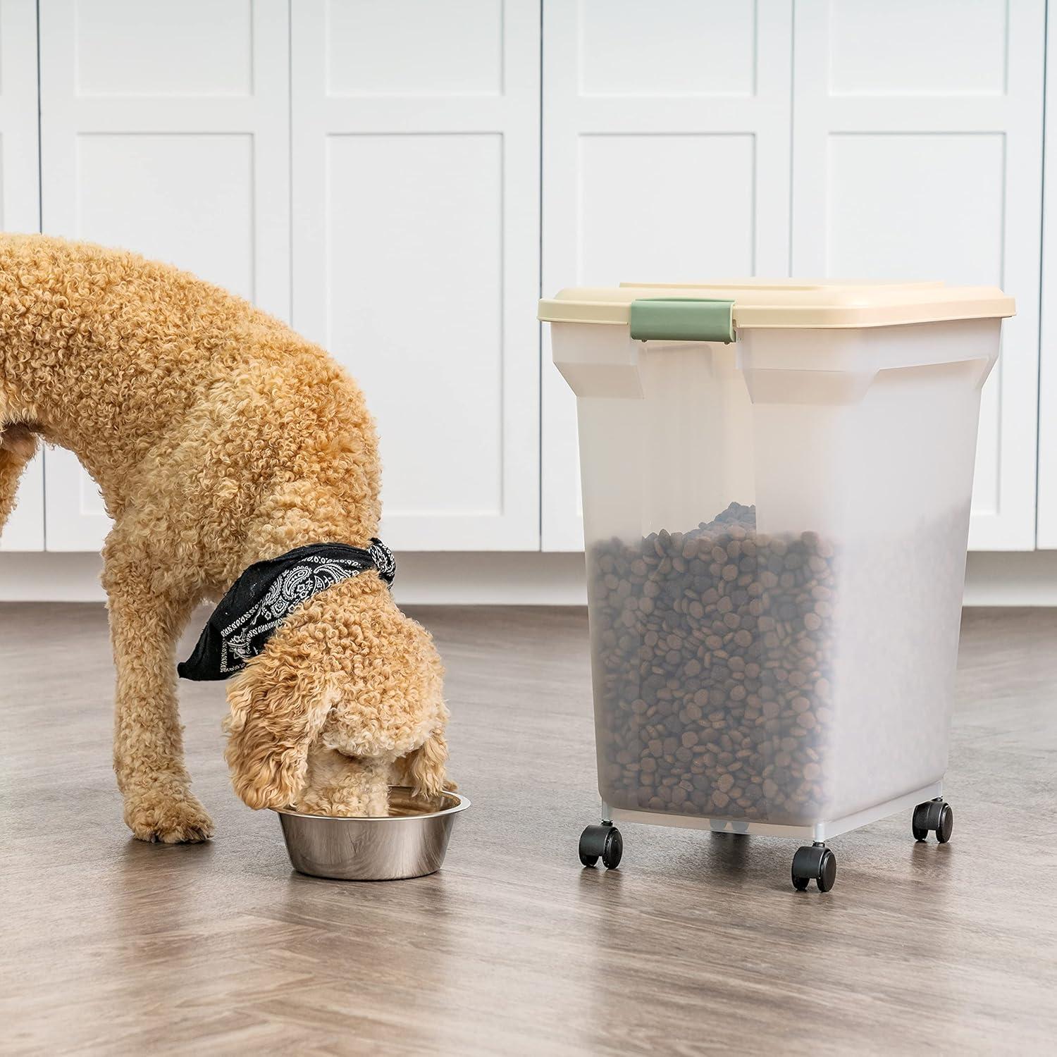 IRIS USA, Inc. Food Storage Container